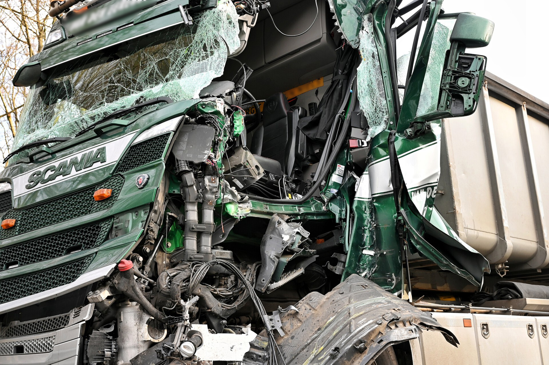 Verkeersopstopping op A58 tussen Oirschot en Moergestel na vrachtwagenbotsing