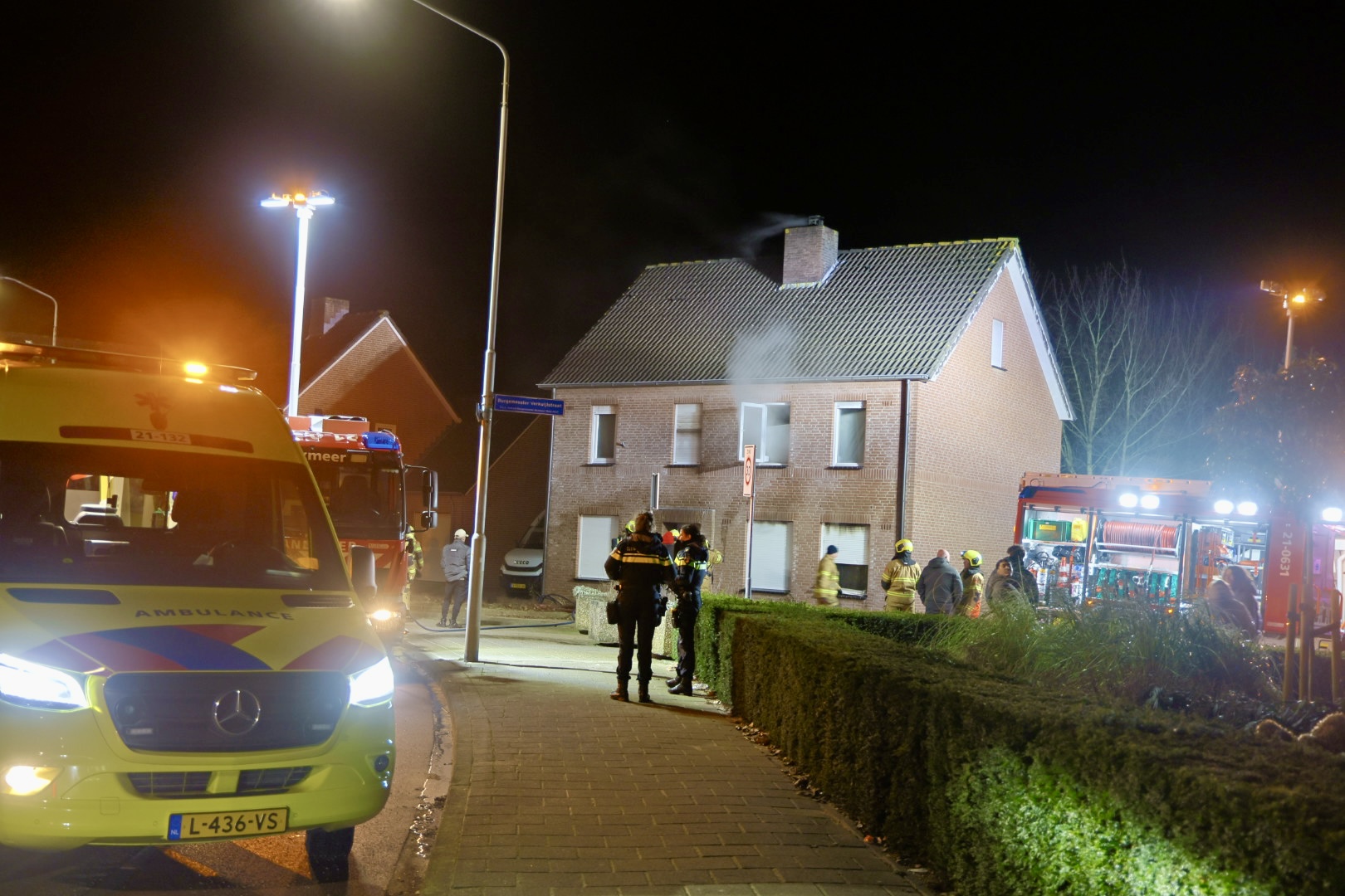 Bewoner gewond na brand in woning