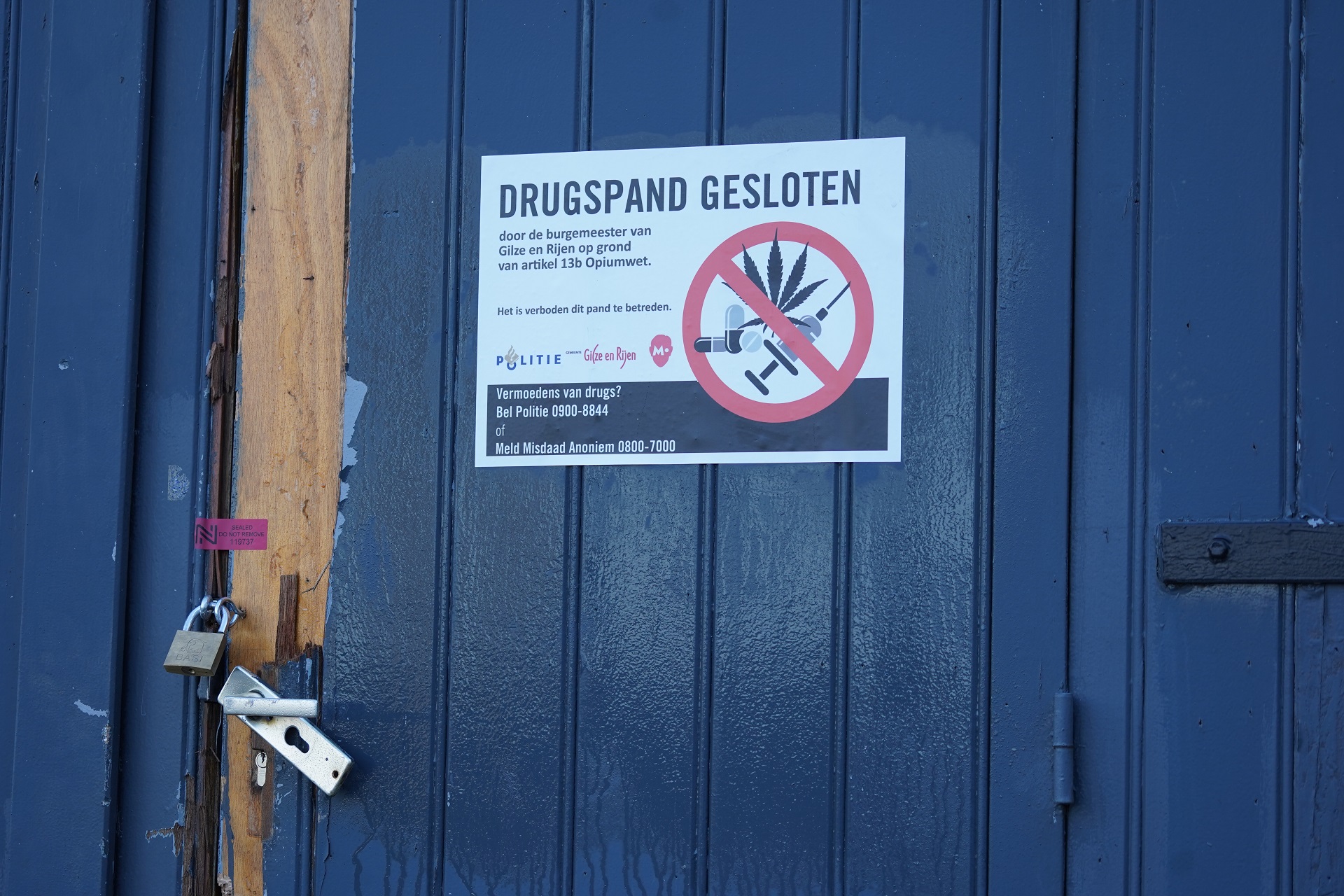Terrein en gebouwen in Hulten gesloten na vondst drugslab