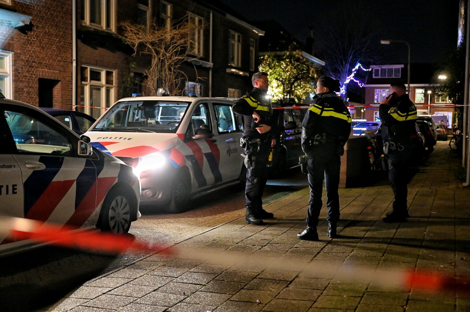 Overleden Vrouw Gevonden In Woning, Politie Sluit Misdrijf Niet Uit ...