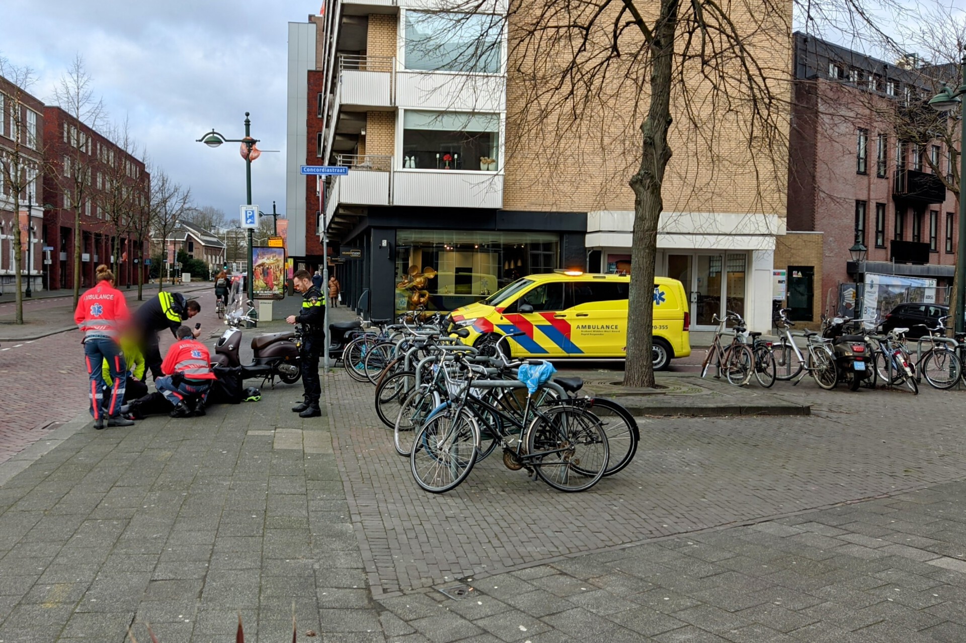 Scooterrijder aangereden door automobilist