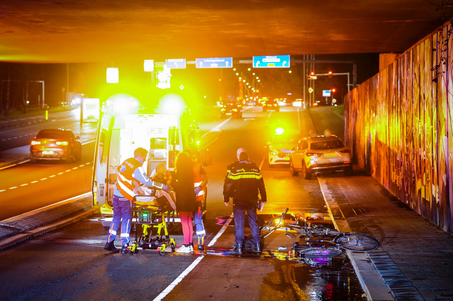 Fietsers aangereden, rijbewijs van automobilist ingevorderd
