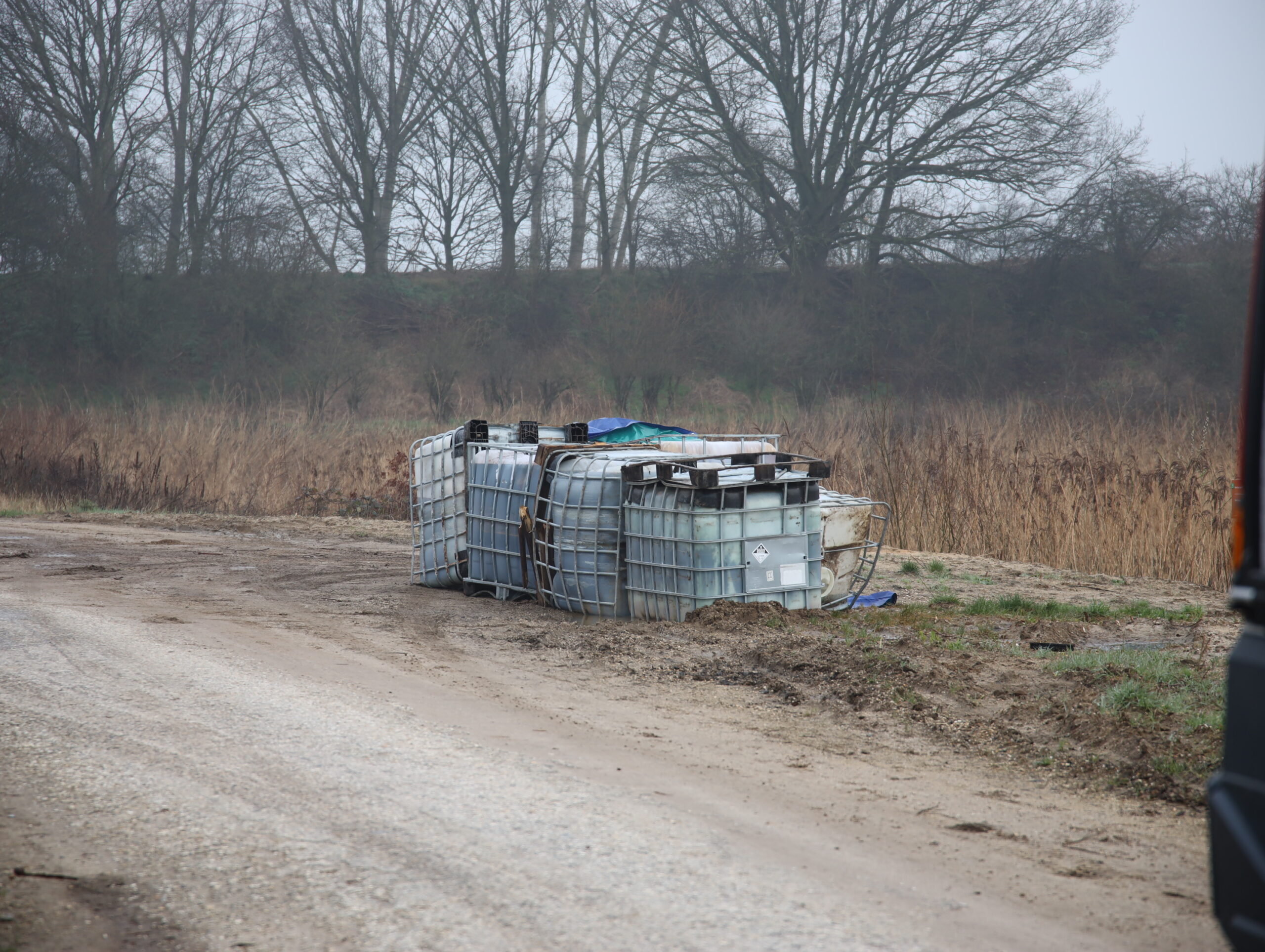 7000 liter drugsafval gedumpt in buitengebied