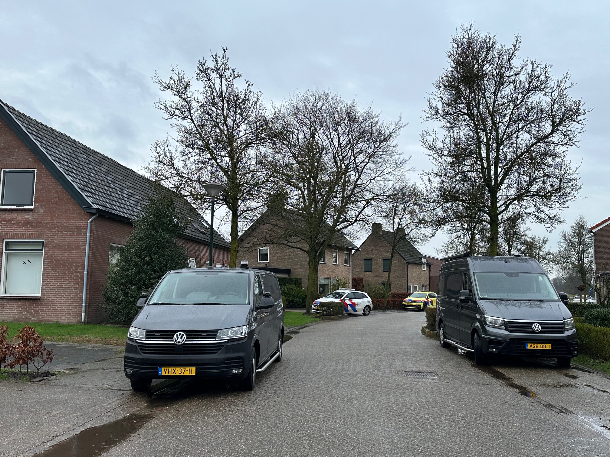 Ouders van overleden baby aangehouden, politie doet onderzoek naar doodsoorzaak