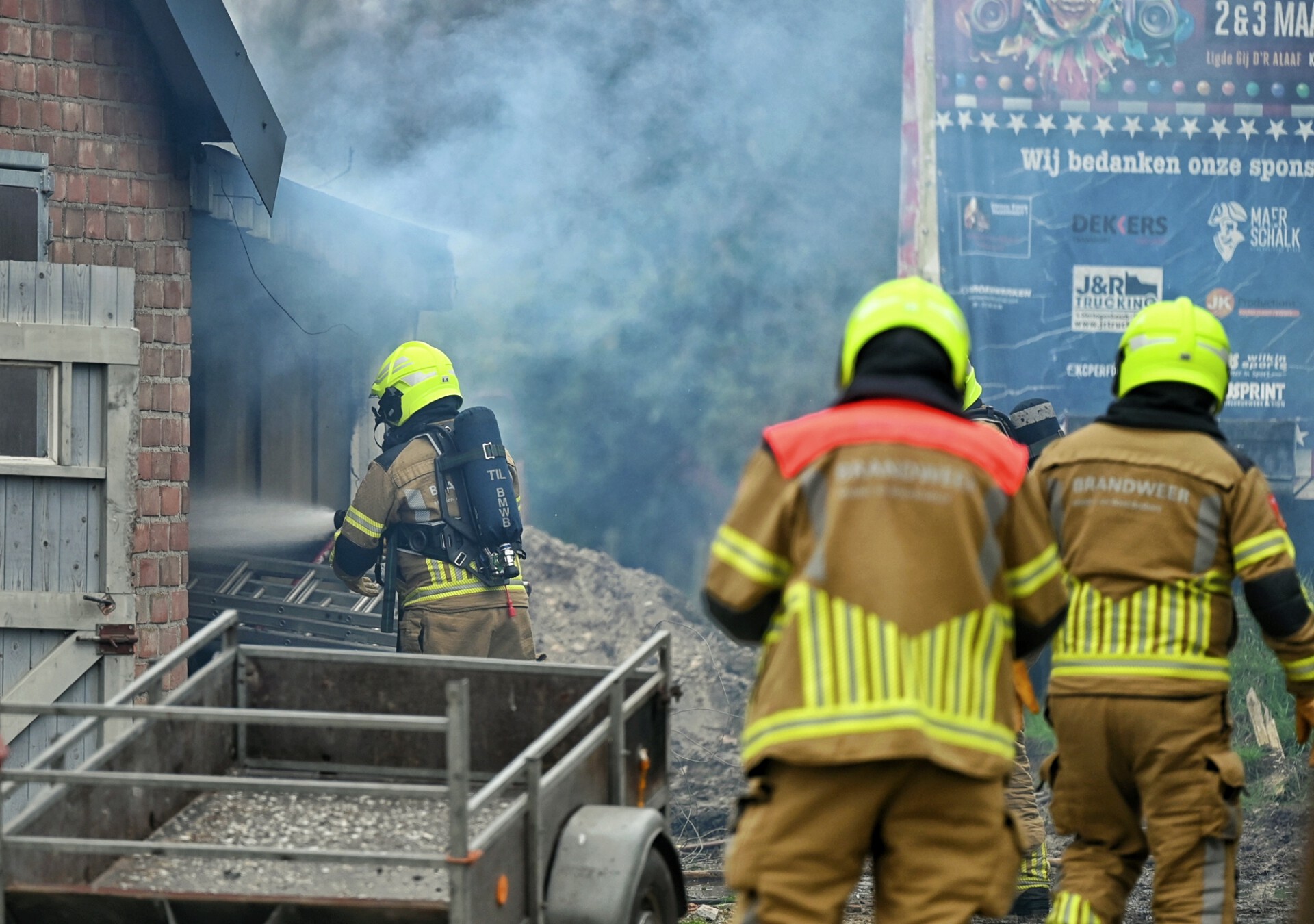Schuurbrand snel onder controle
