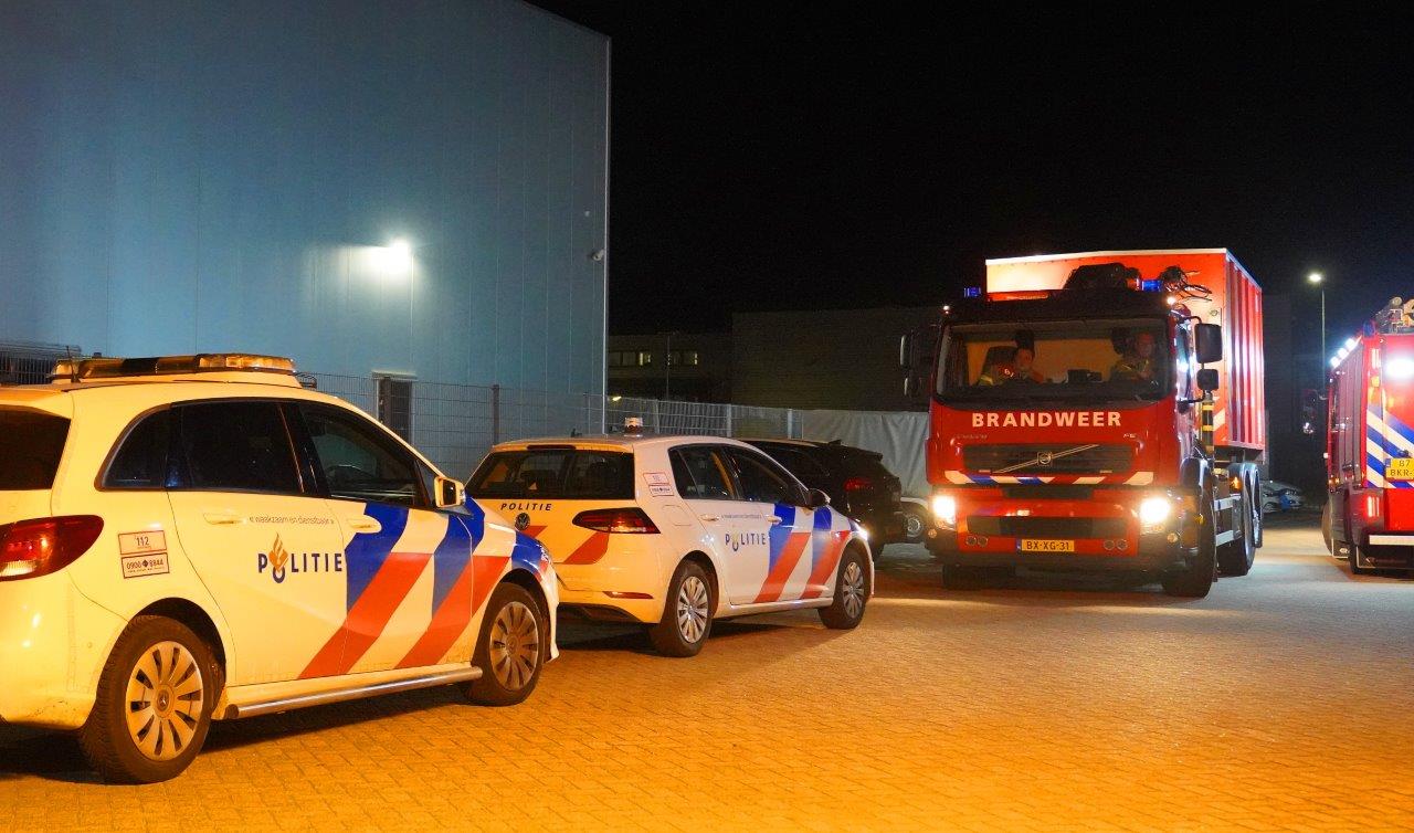 Grote hennepkwekerij aangetroffen in bedrijfspand
