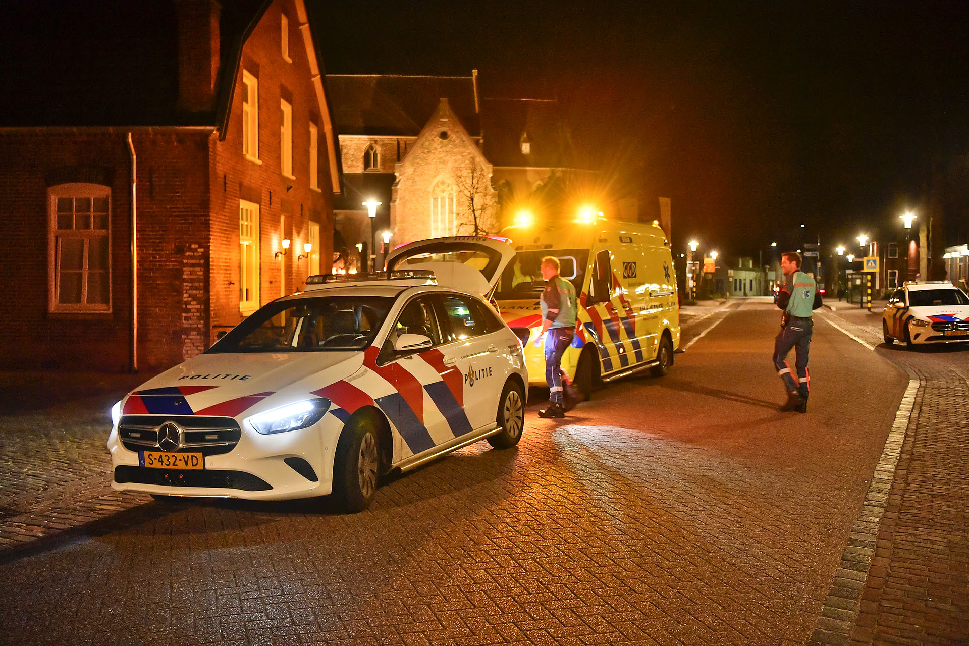 Man in arm gestoken tijdens worsteling