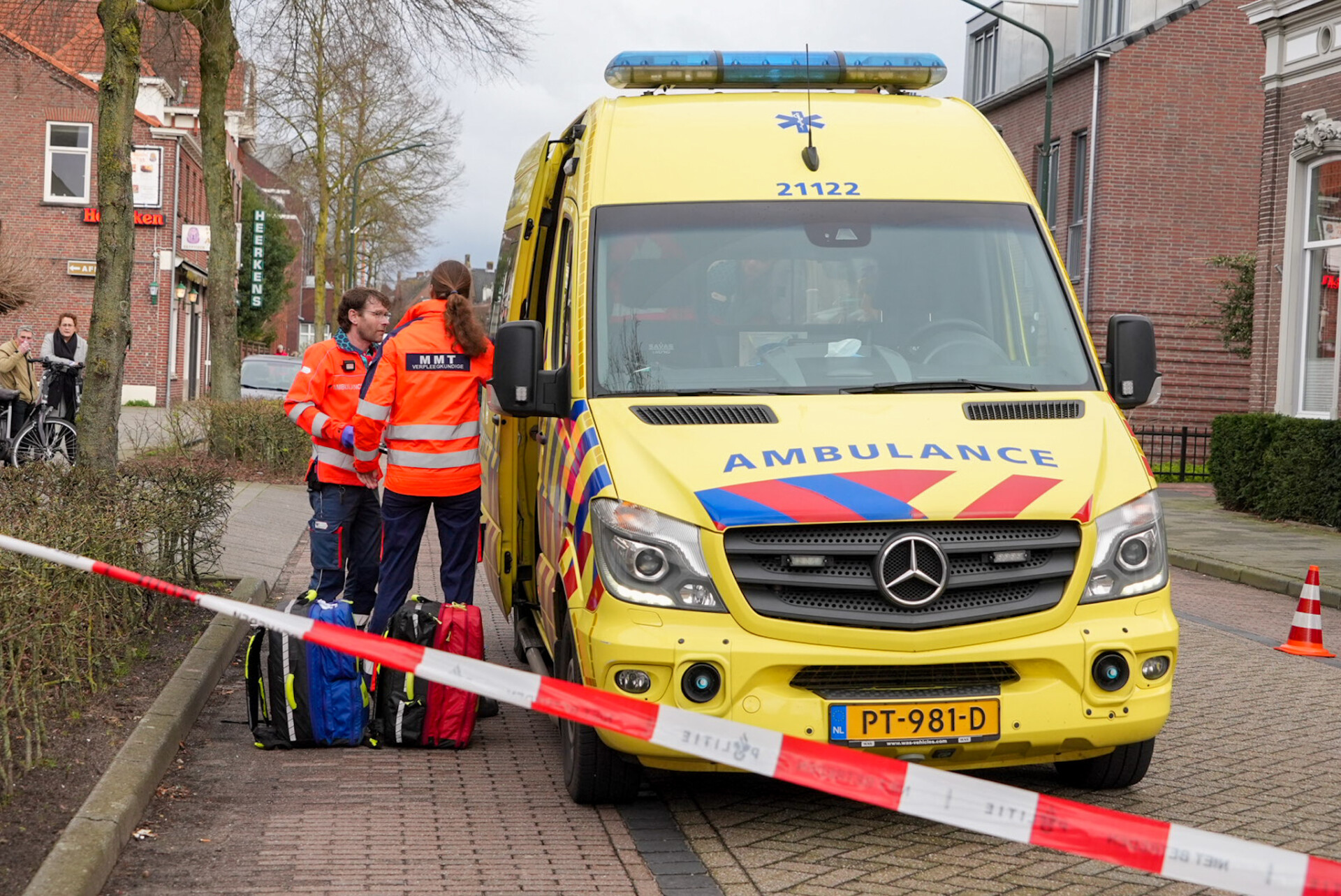 Fietser aangereden door lijnbus