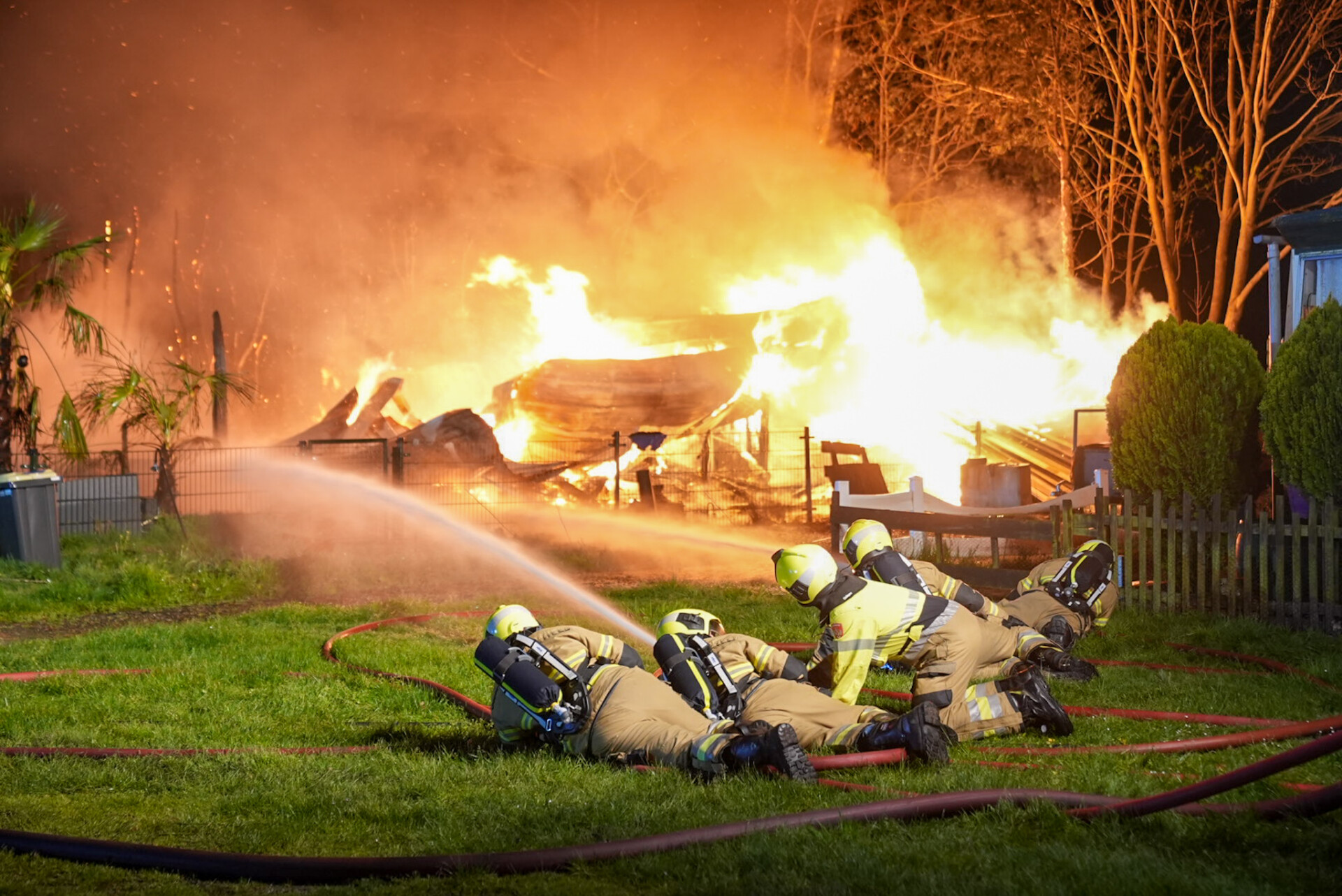 Grote brand verwoest chalet op camping
