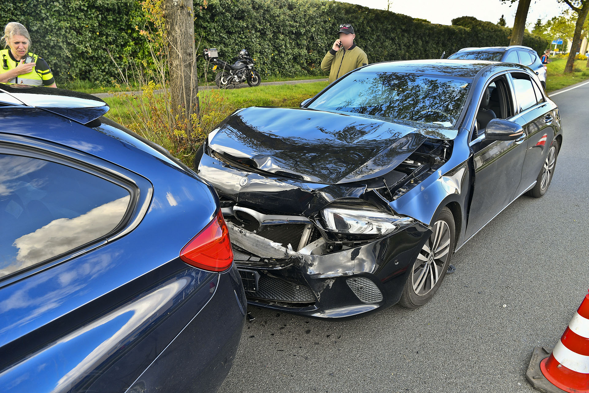 Veel schade na kop-staart botsing