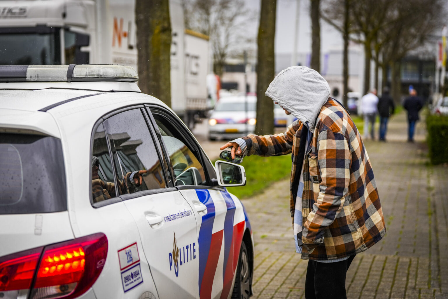Kraakpand omsingeld door politie, maar agenten mogen niks doen - 112Brabant