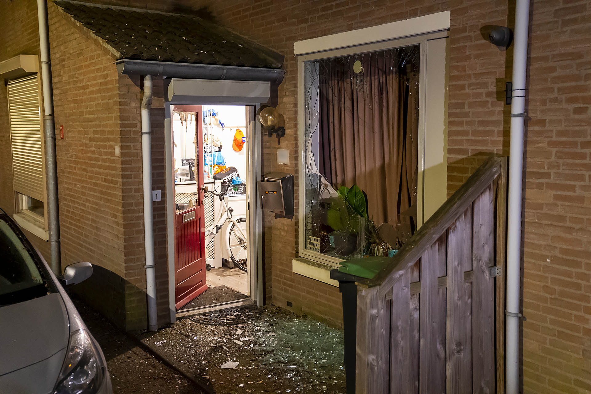 Woning zwaar beschadigd door explosie