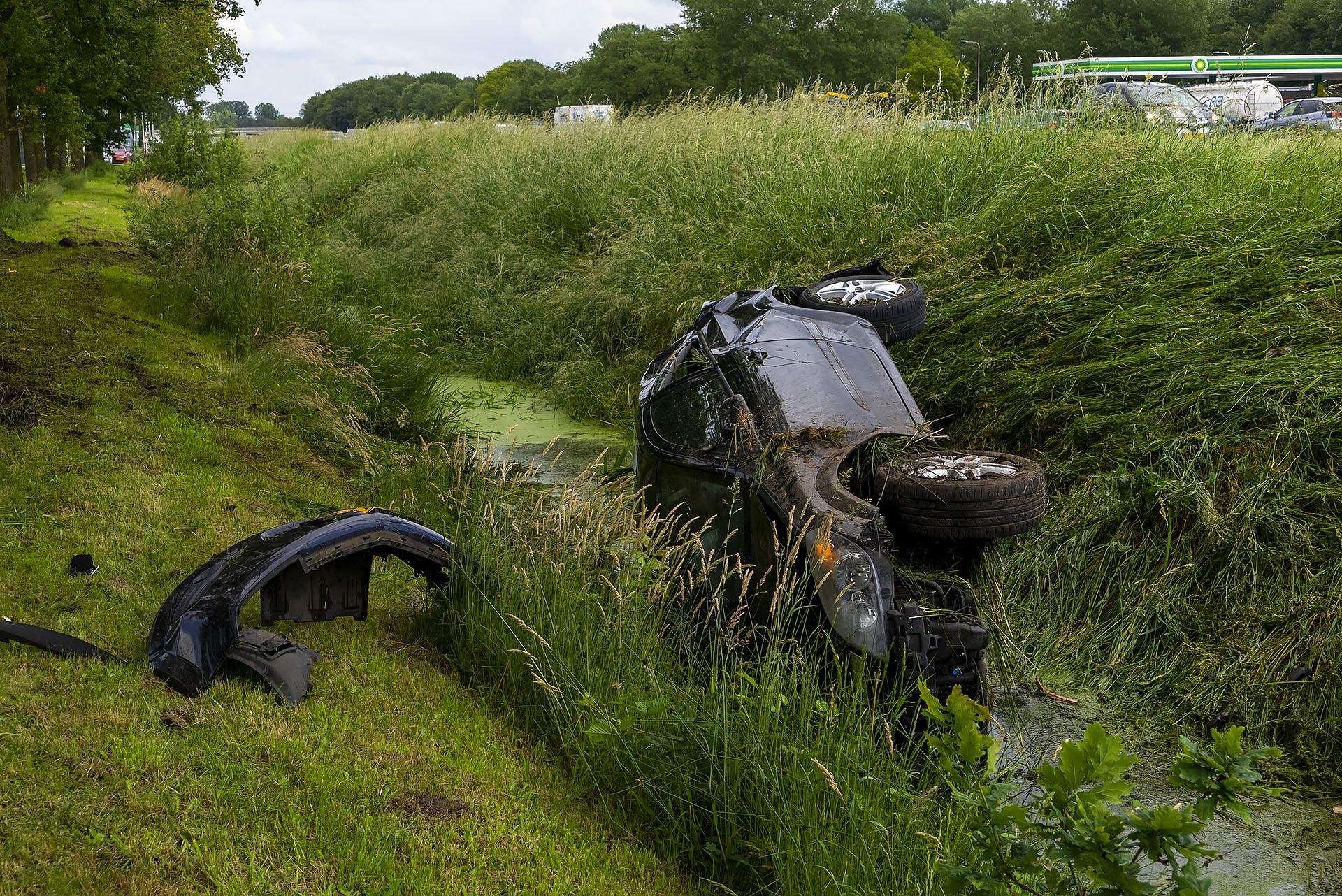 Automobilist heeft engeltje op schouder tijdens ongeval