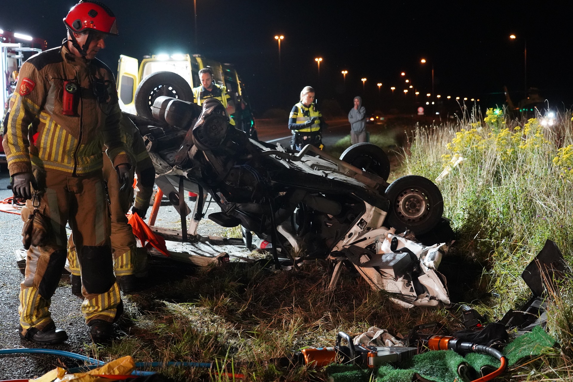 Drie zwaargewonden na ernstig ongeval op snelweg