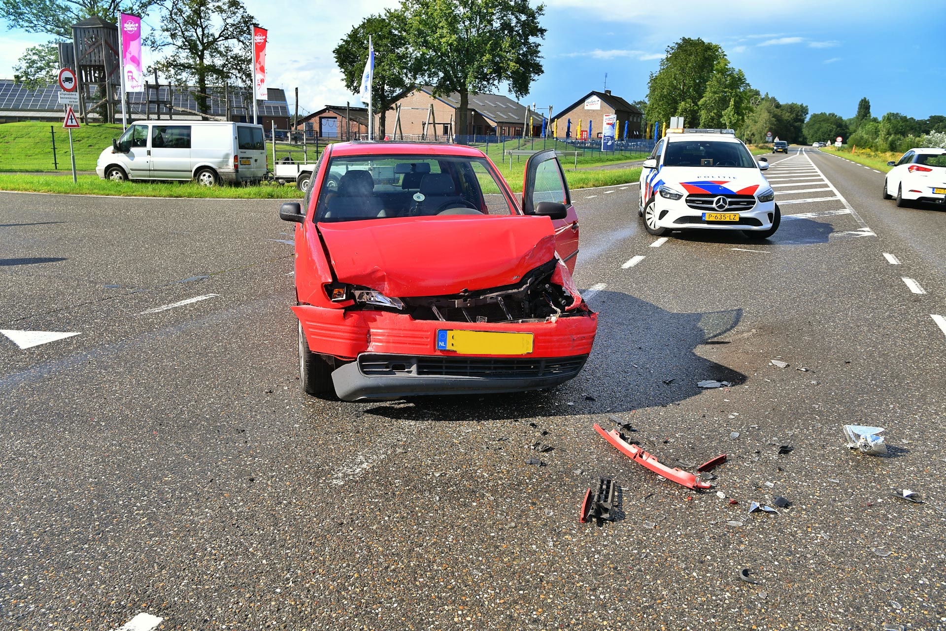 Veel schade na ongeval door voorrangsfout
