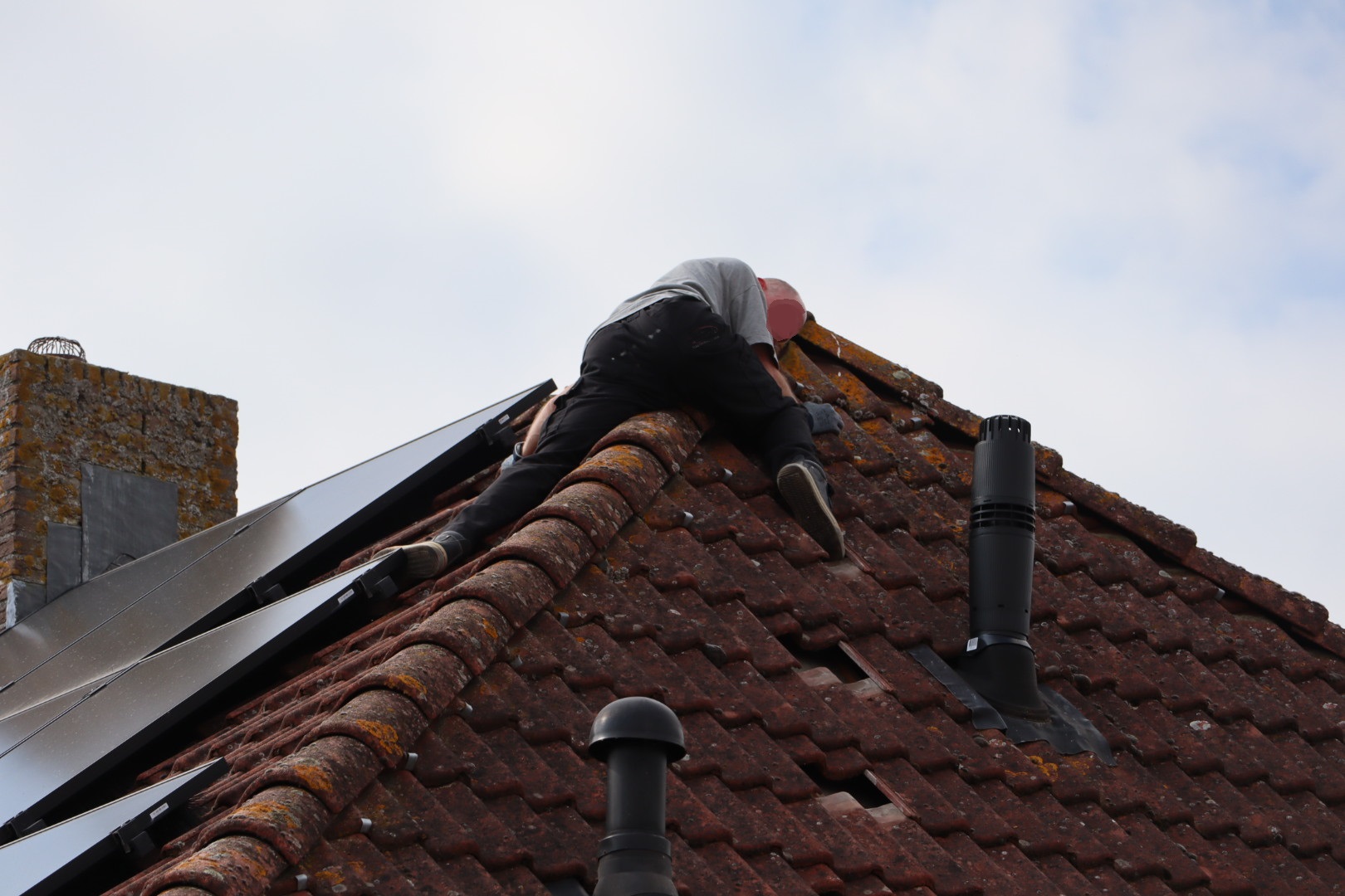 Man durft niet meer van het dak na werkzaamheden