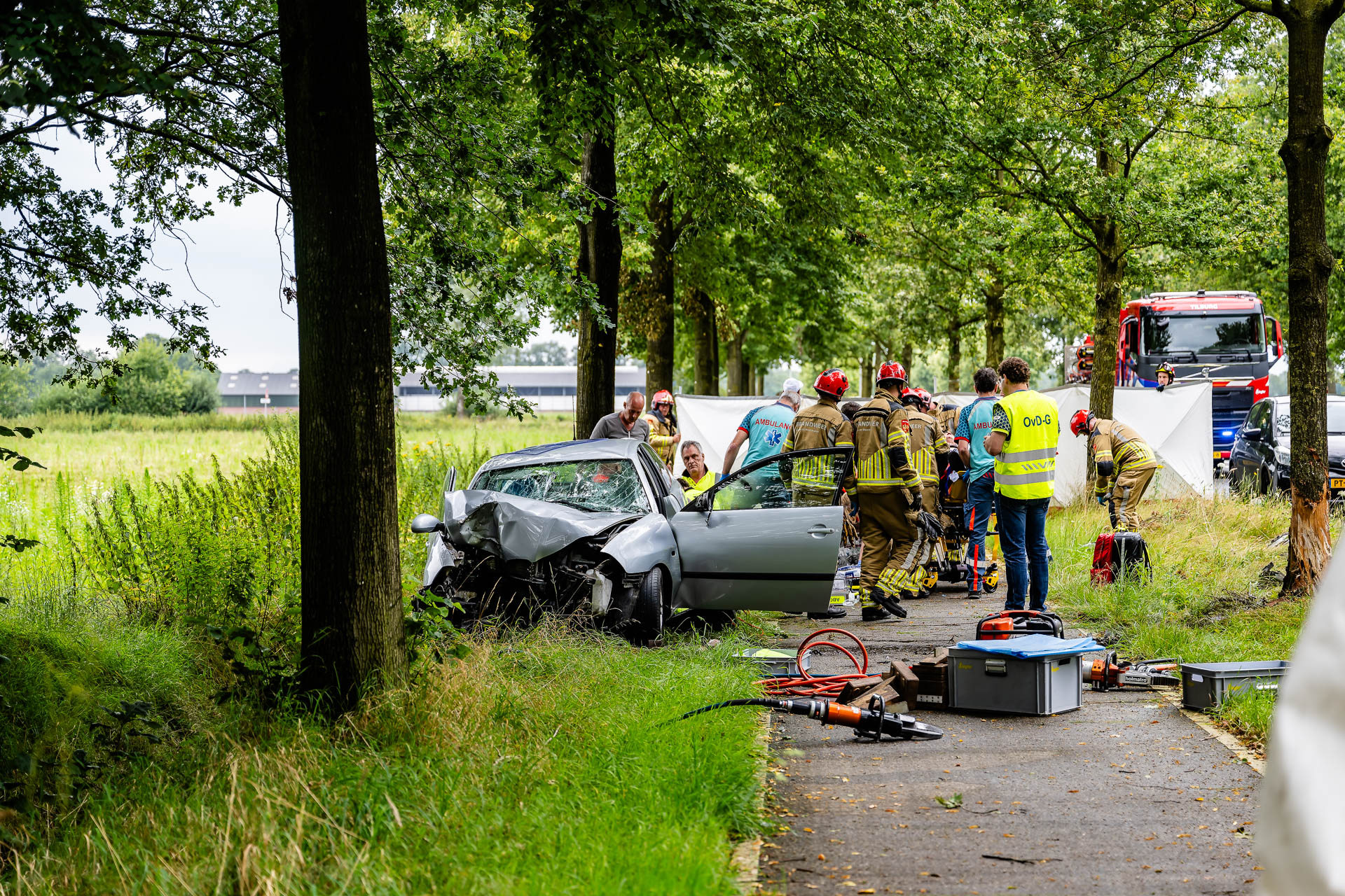 Vrouw (72) overlijdt bij ongeluk, man (75) zwaargewond