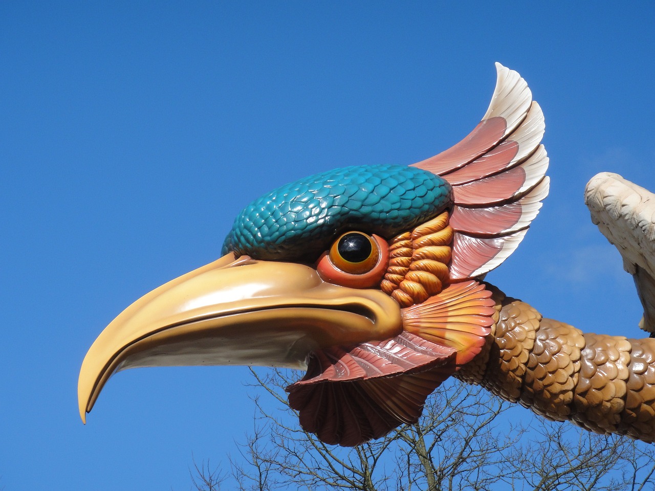 Weer een hond bevrijd uit camper op parkeerplaats Efteling