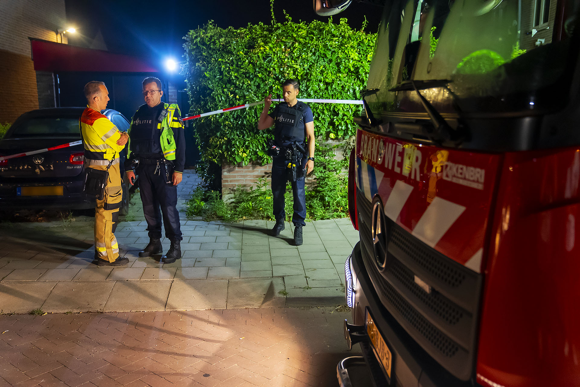 Nieuwe ontploffingen; mogelijk verband met eerdere brandstichting
