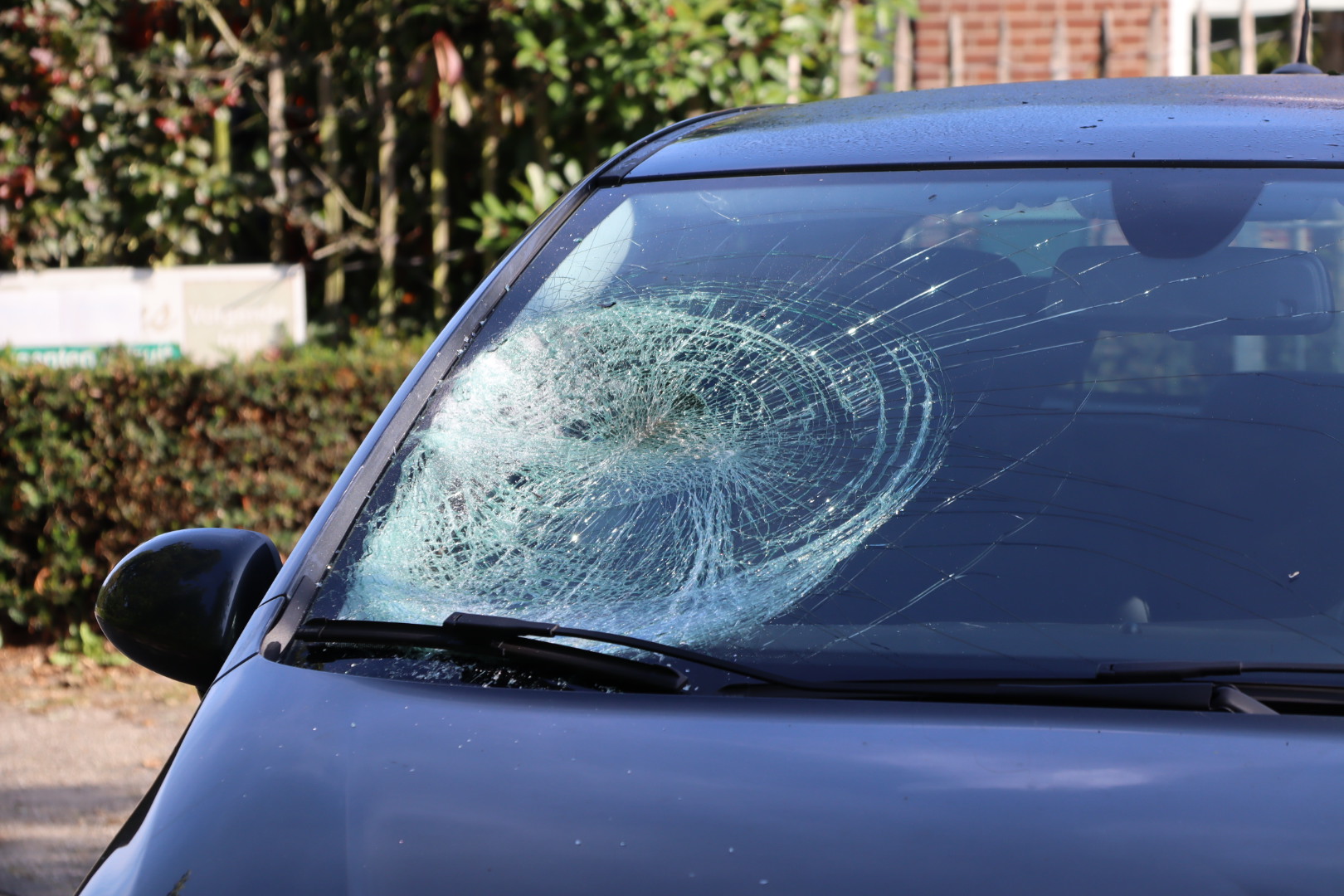 Wielrenner geschept door automobilist