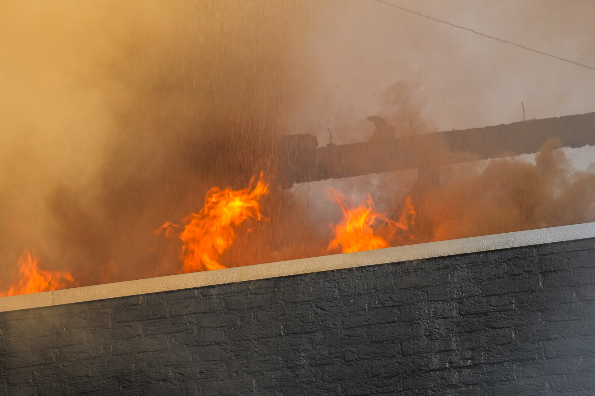 Grote brand in appartement boven lunchroom