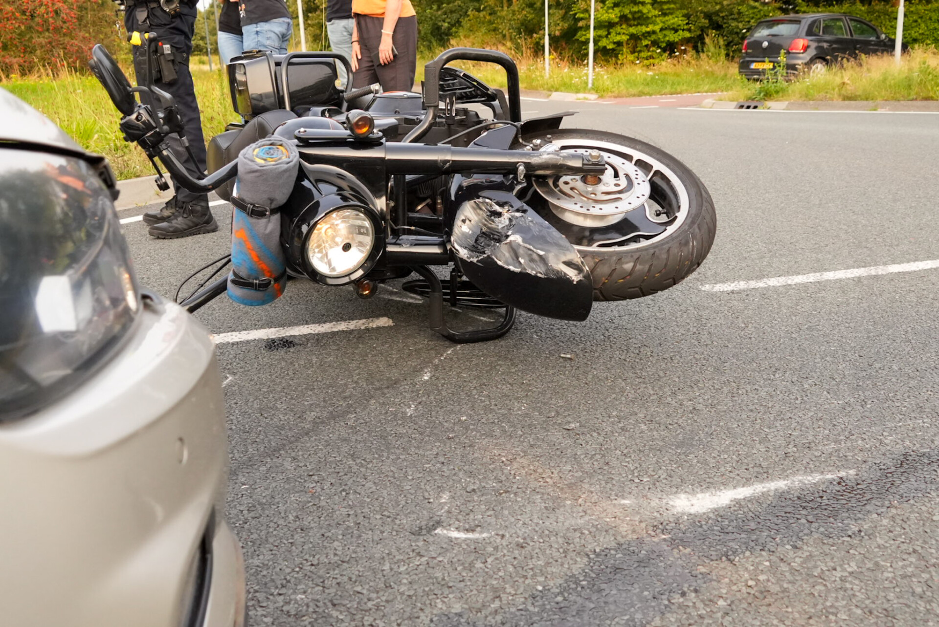 Motorrijder raakt gewond na aanrijding met auto