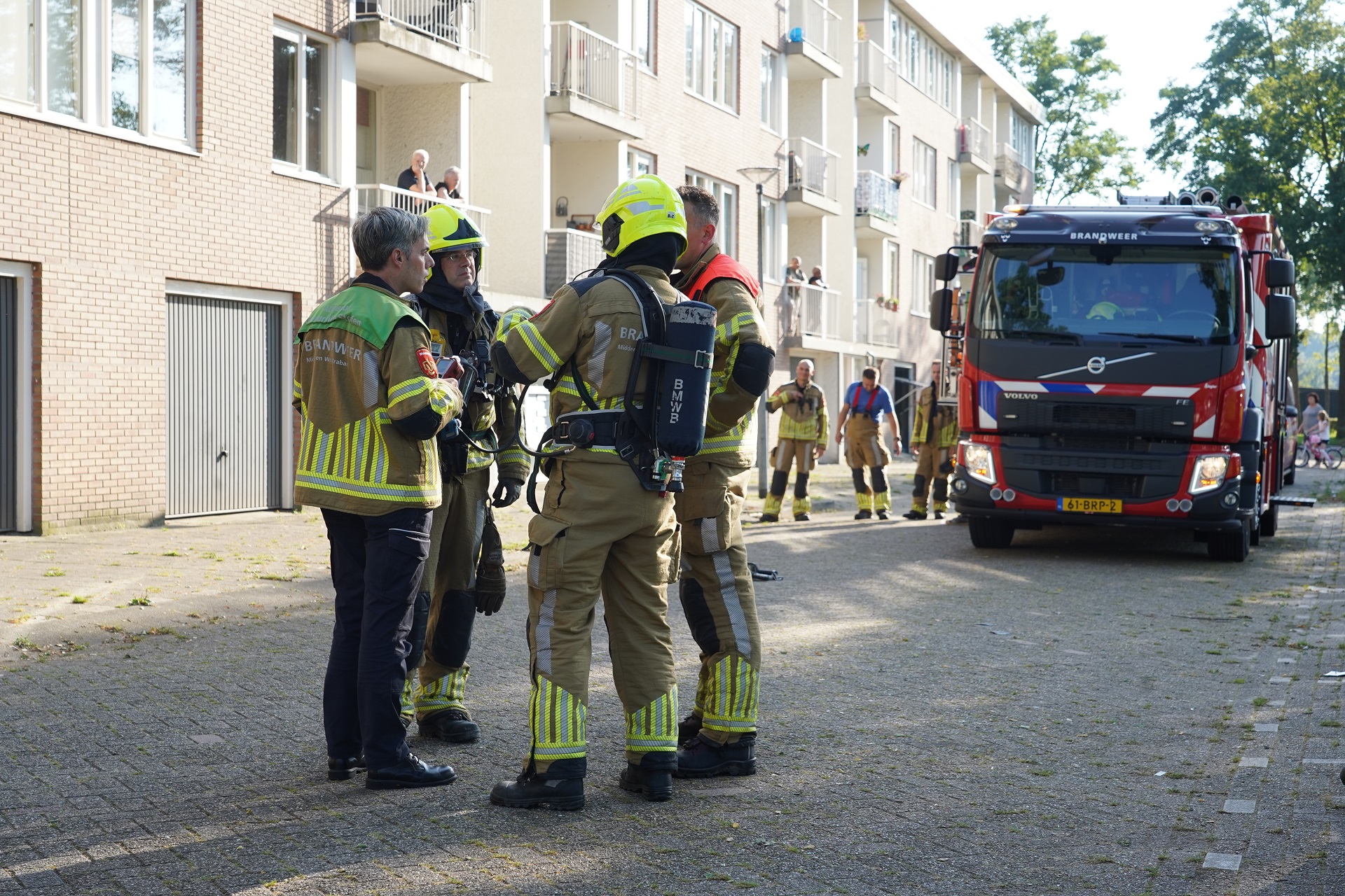 Rotte eieren lucht rondom flat blijkt afkomstig van accu aan oplader