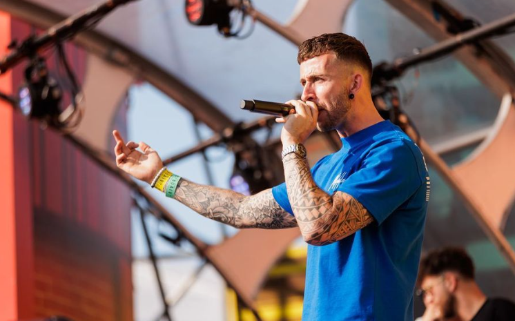 Hardstyle-artiest (32) MC Raise uit Rucphen overleden aan knokkel­koorts op Bali