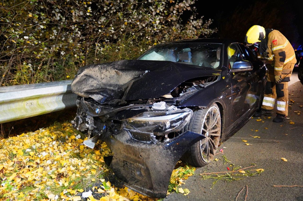 Echtpaar gewond na aanrijding