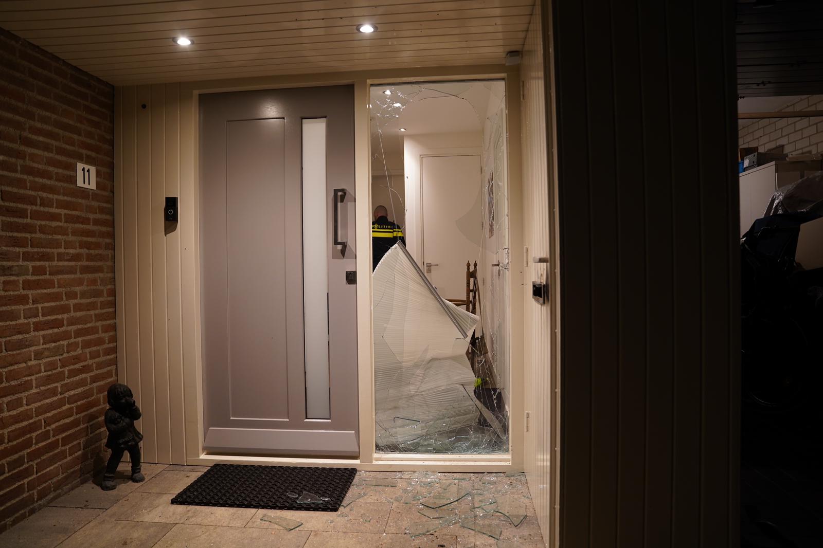 Opnieuw explosie in Den Bosch, raam en brievenbus verwoest