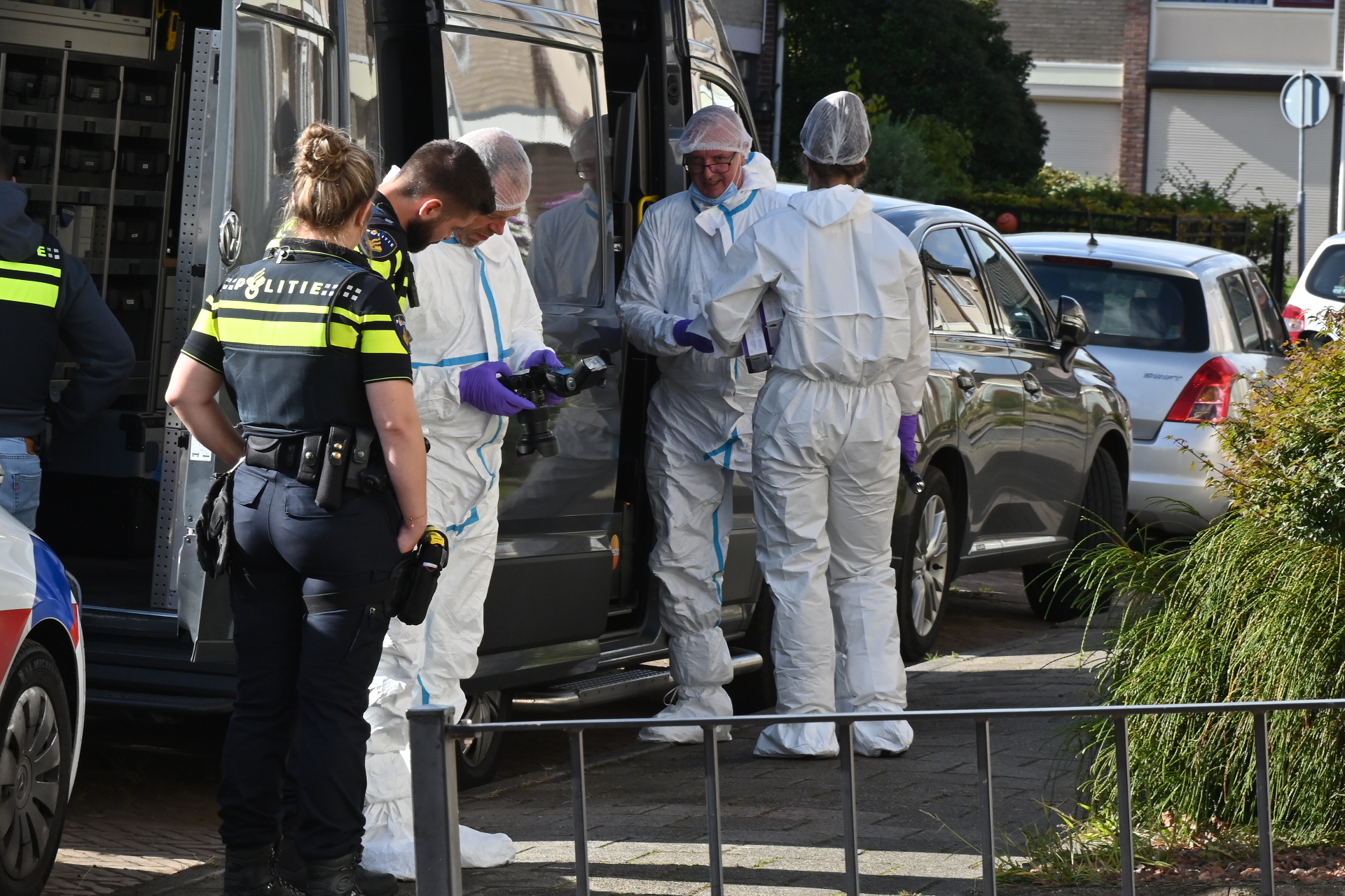 Groot onderzoek na vondst overleden persoon in woning