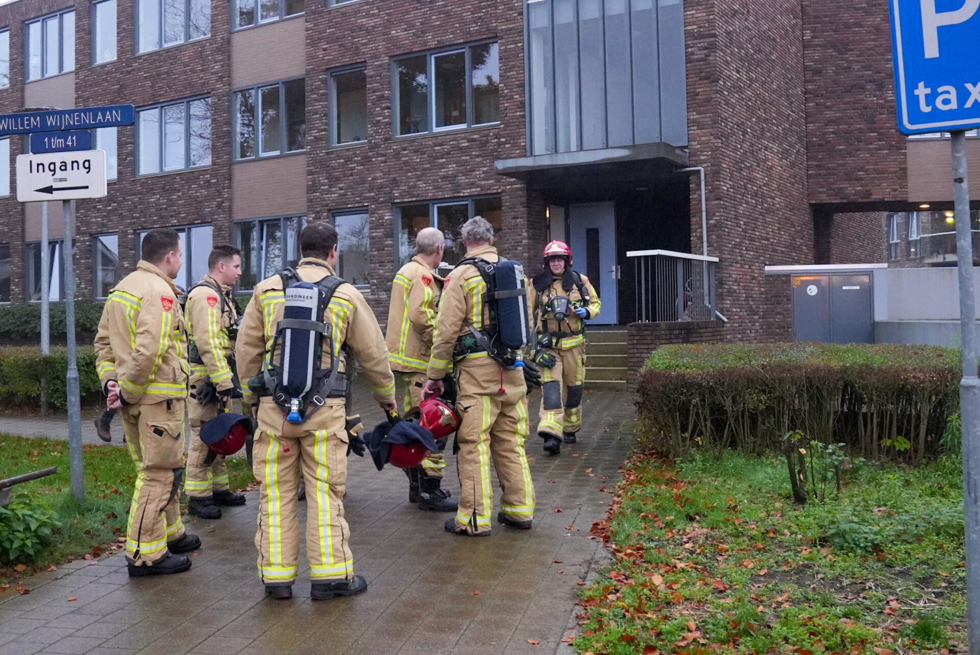 Brand in appartement, bewoonster en kat gered
