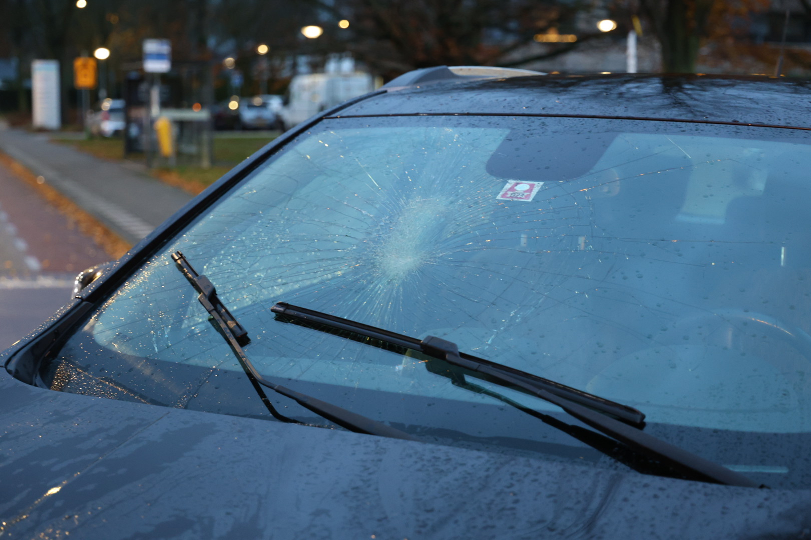 Fietser gewond na aanrijding met auto