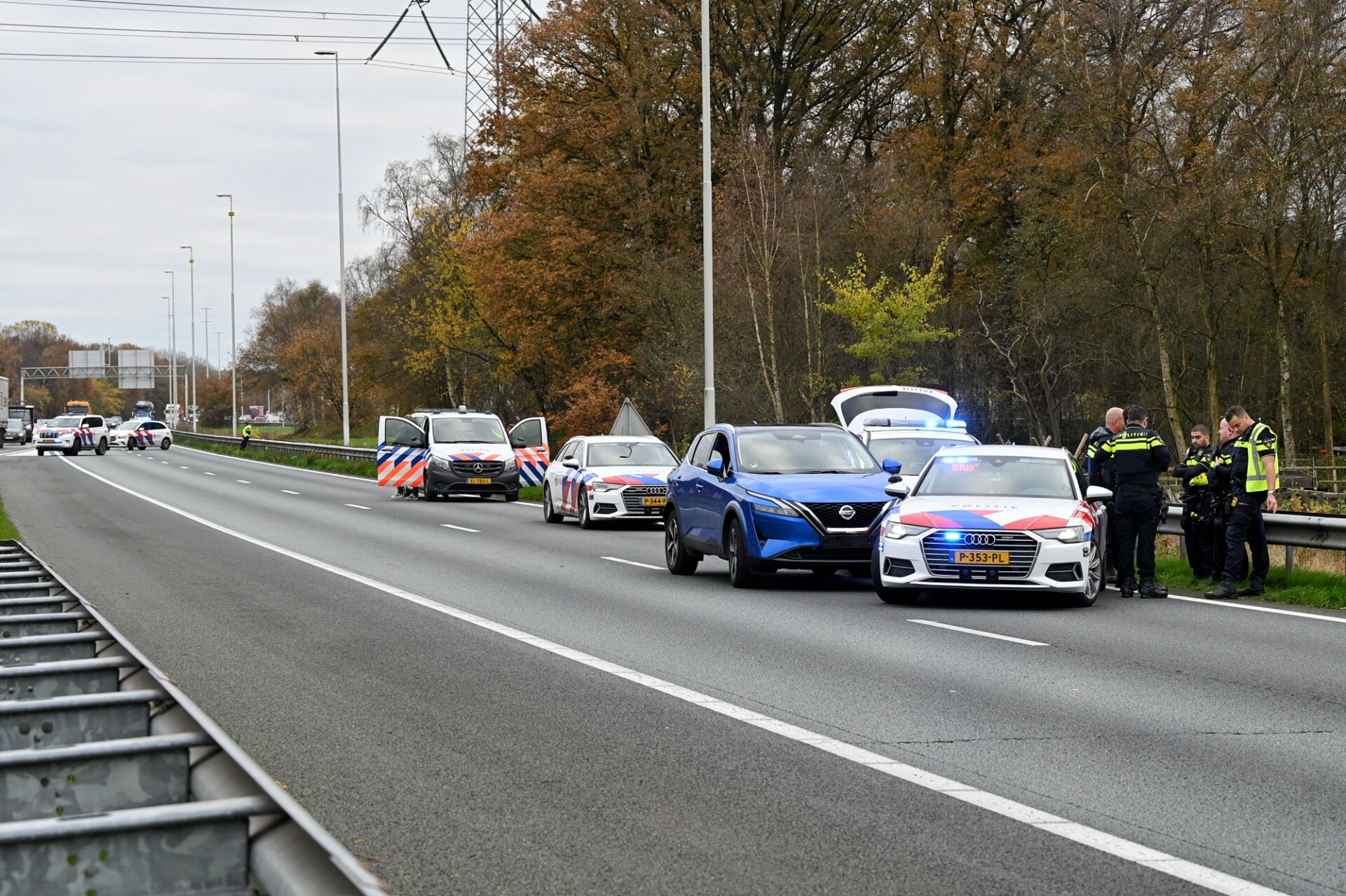 Man opgepakt op A58 na wildwest-achtervolging met 15 politieauto’s