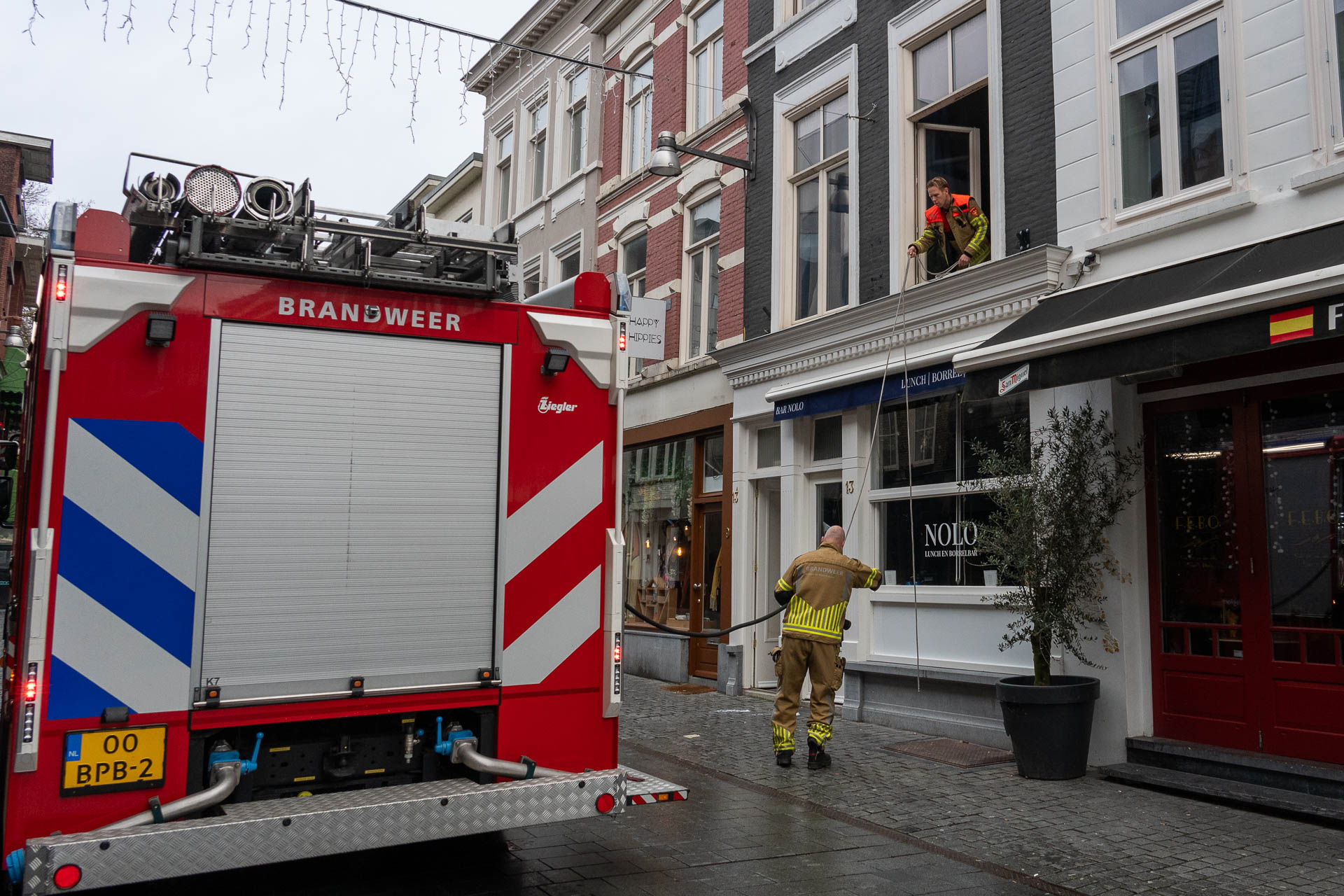 Brand in bovenwoning in centrum Breda snel geblust