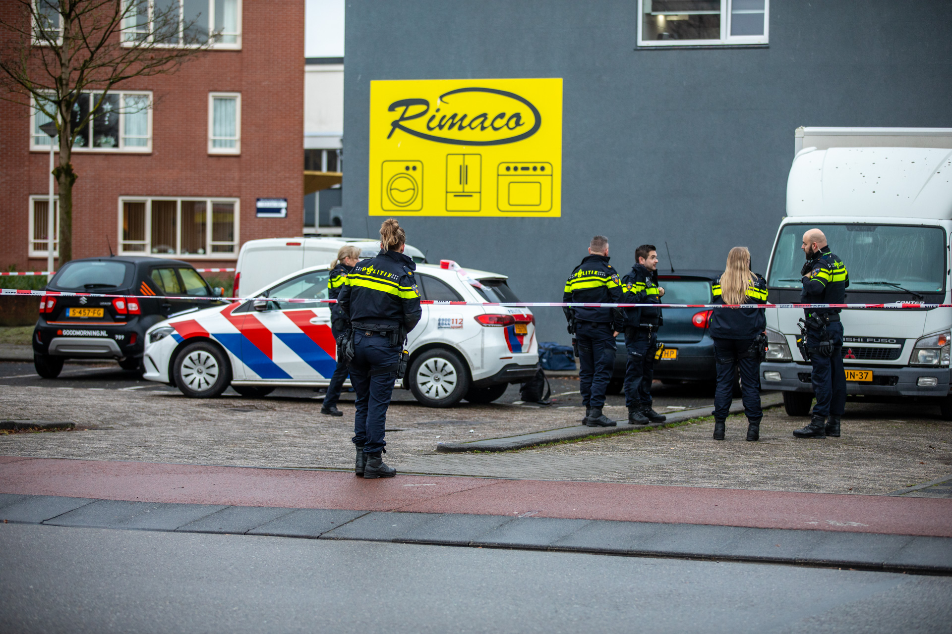 Overleden man aangetroffen op parkeerplaats