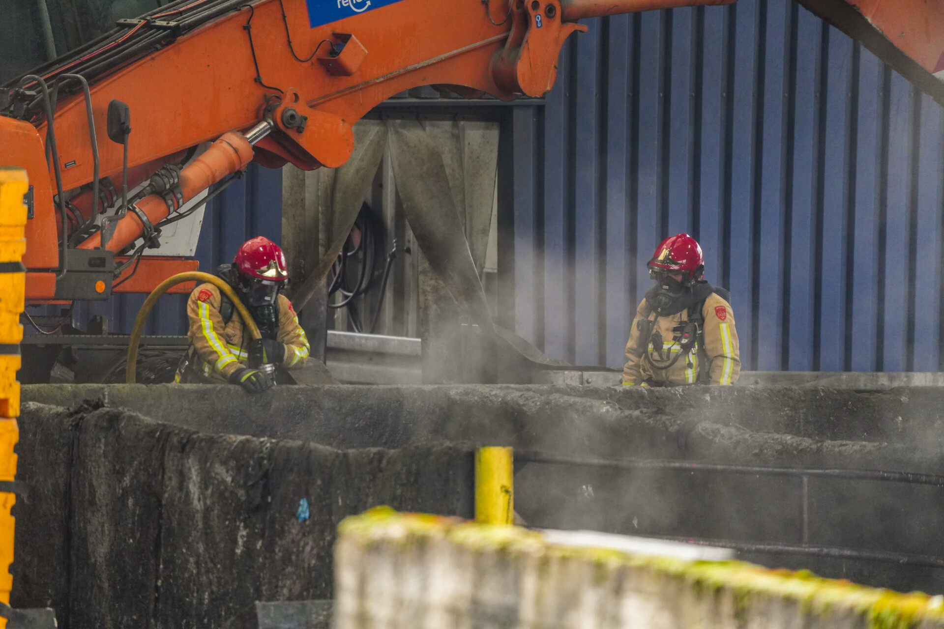 Brand in bunker bij chemisch afvalverwerker