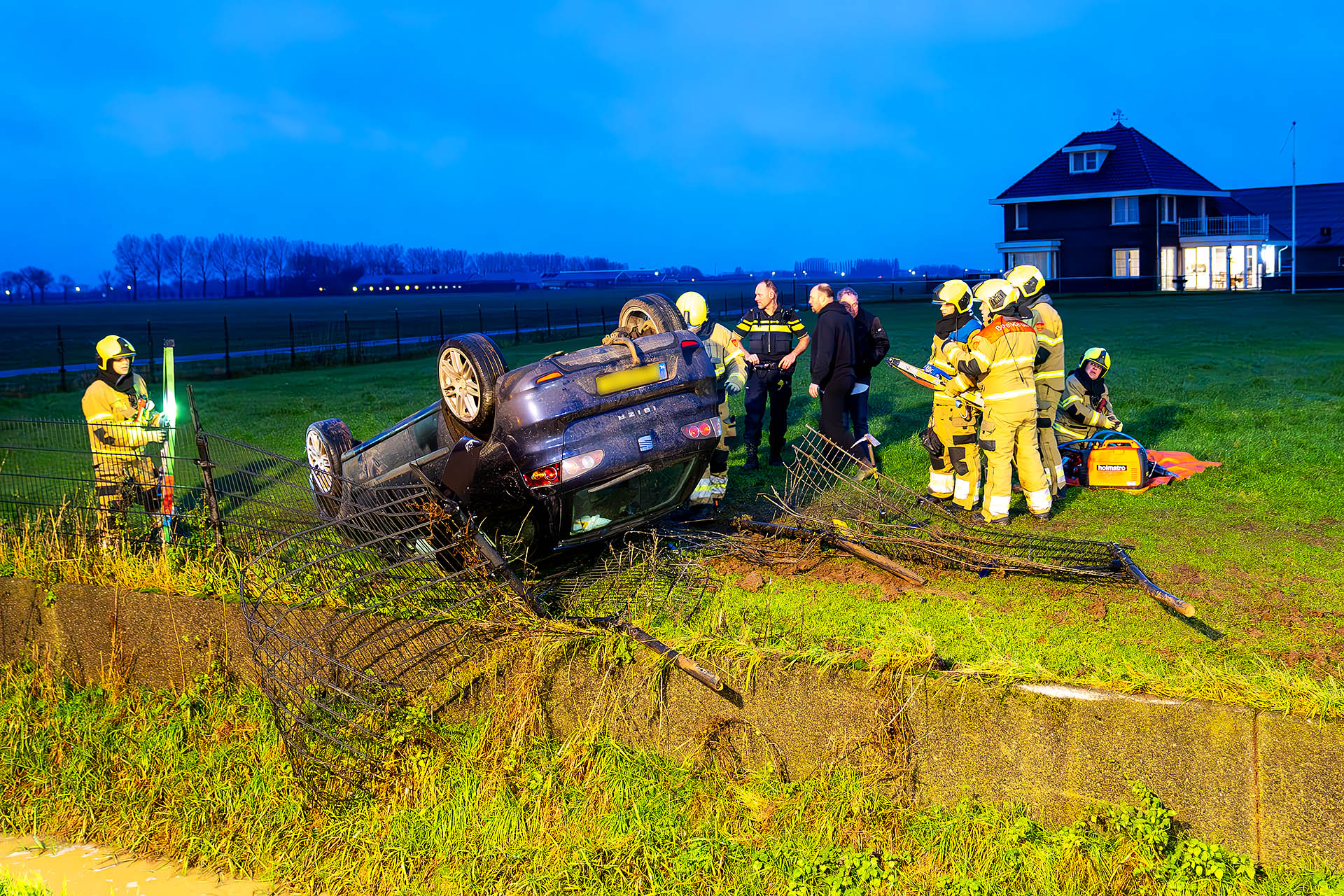 Man na uren gevonden na ernstig ongeval door voorbijganger