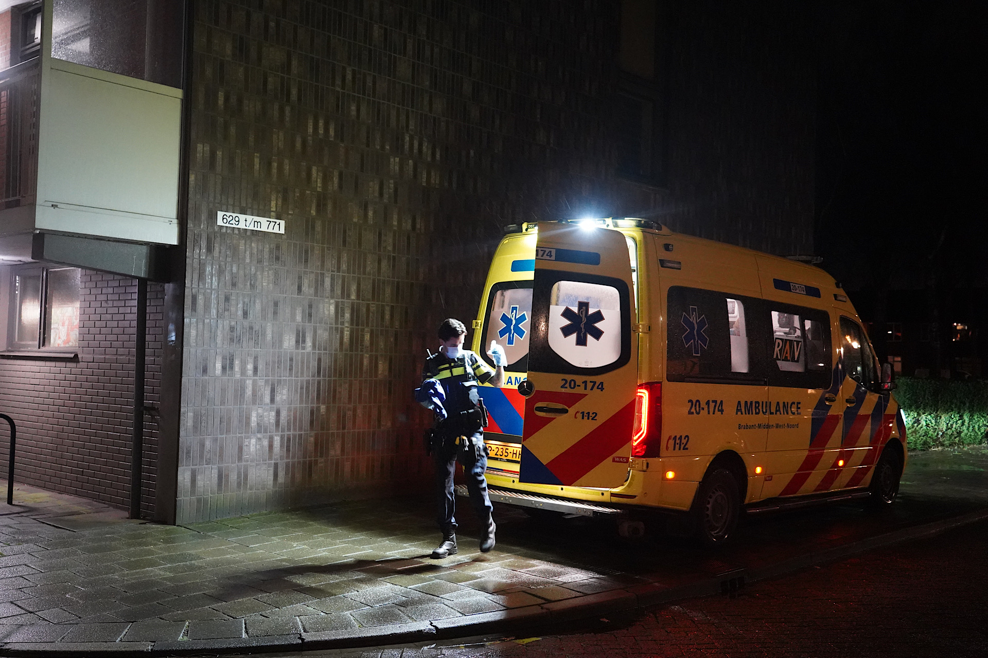 Neploodgieters overvallen woning met grof geweld, bewoner raakt gewond