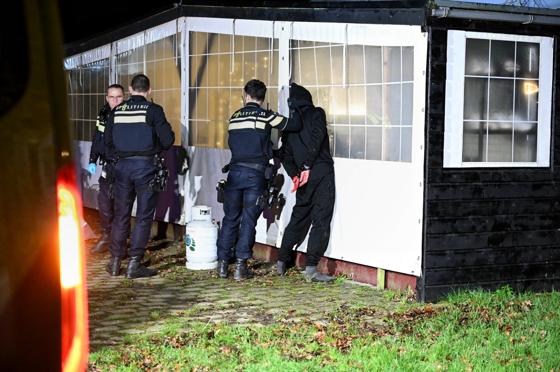 Zwaargewonde na steekpartij op vakantiepark, verdachte opgepakt