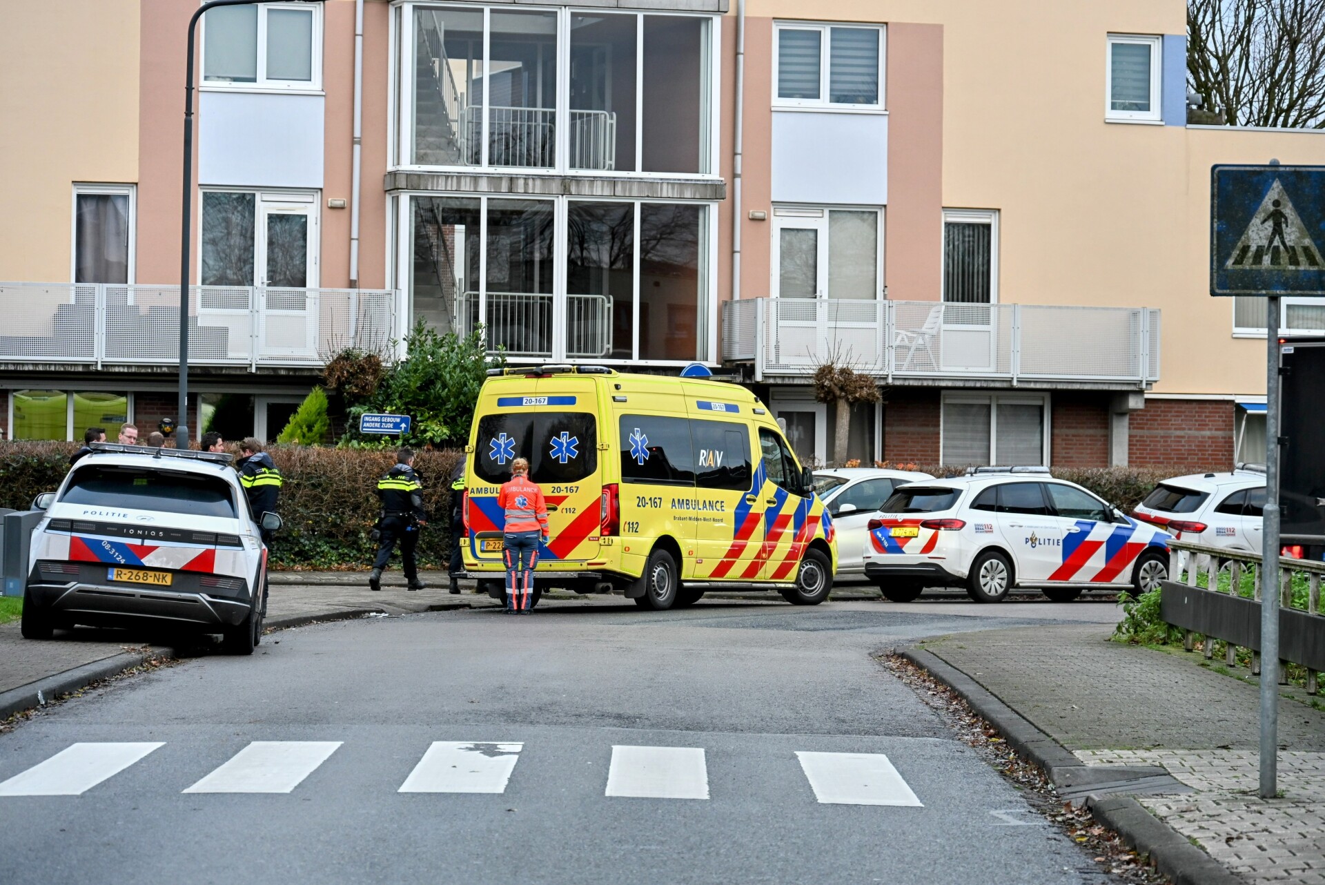 Meisje (16) meerdere keren gestoken, verdachte aangehouden