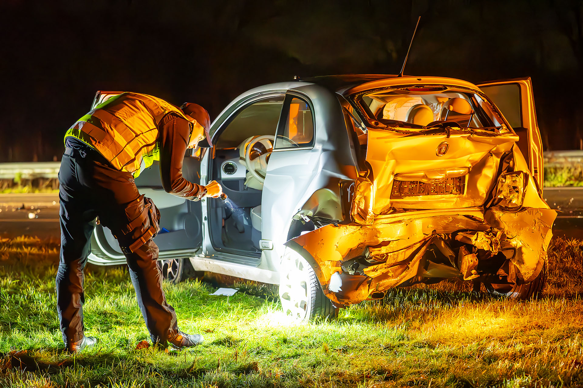 Twee gewonden bij forse aanrijding