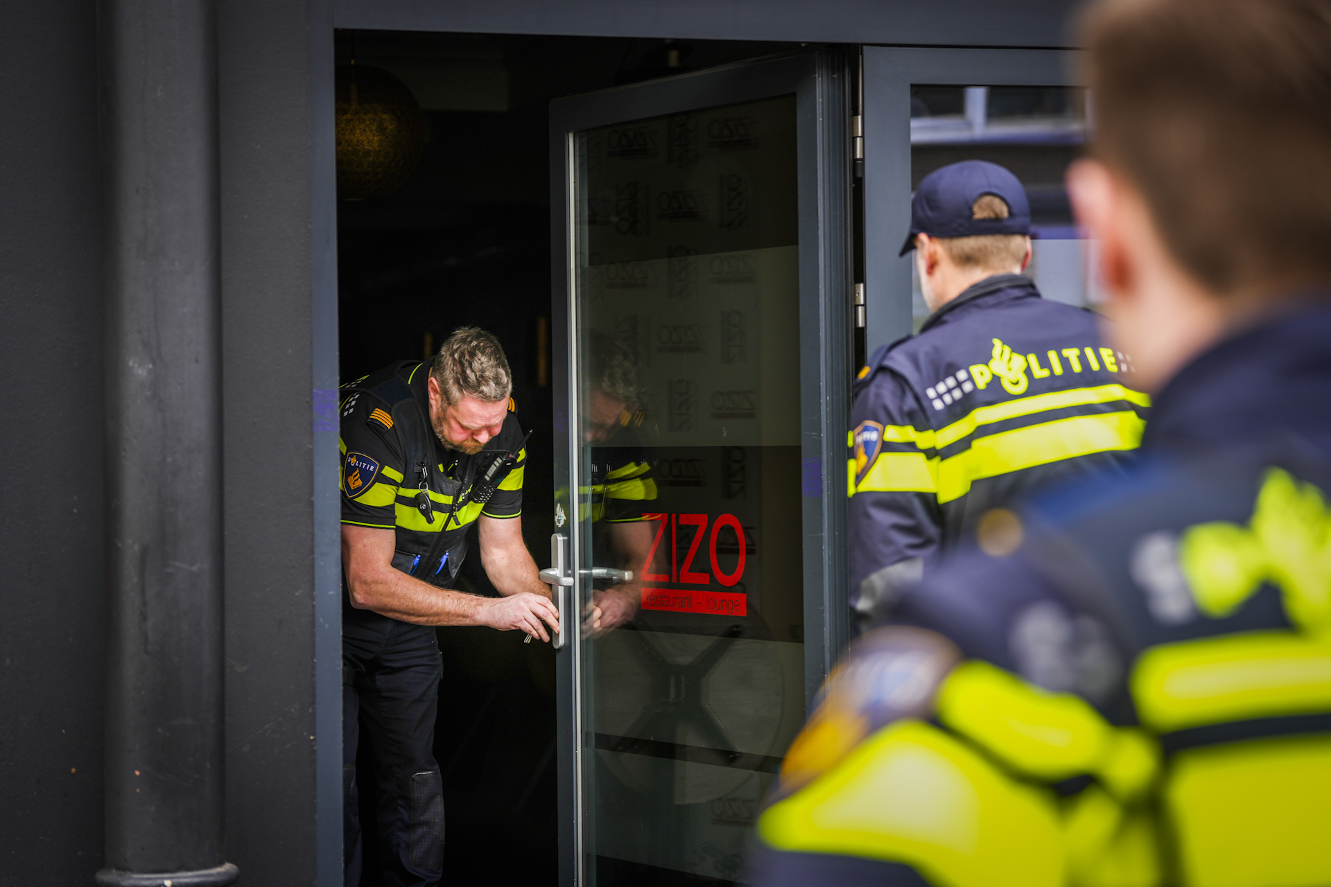 Twee personen opgepakt in groot witwason­der­zoek