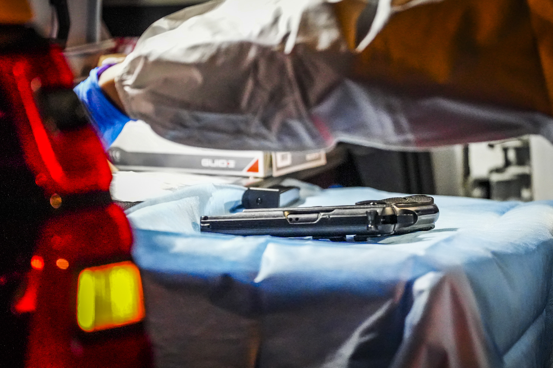 Na klopjacht twee mannen met vuurwapen aangehouden