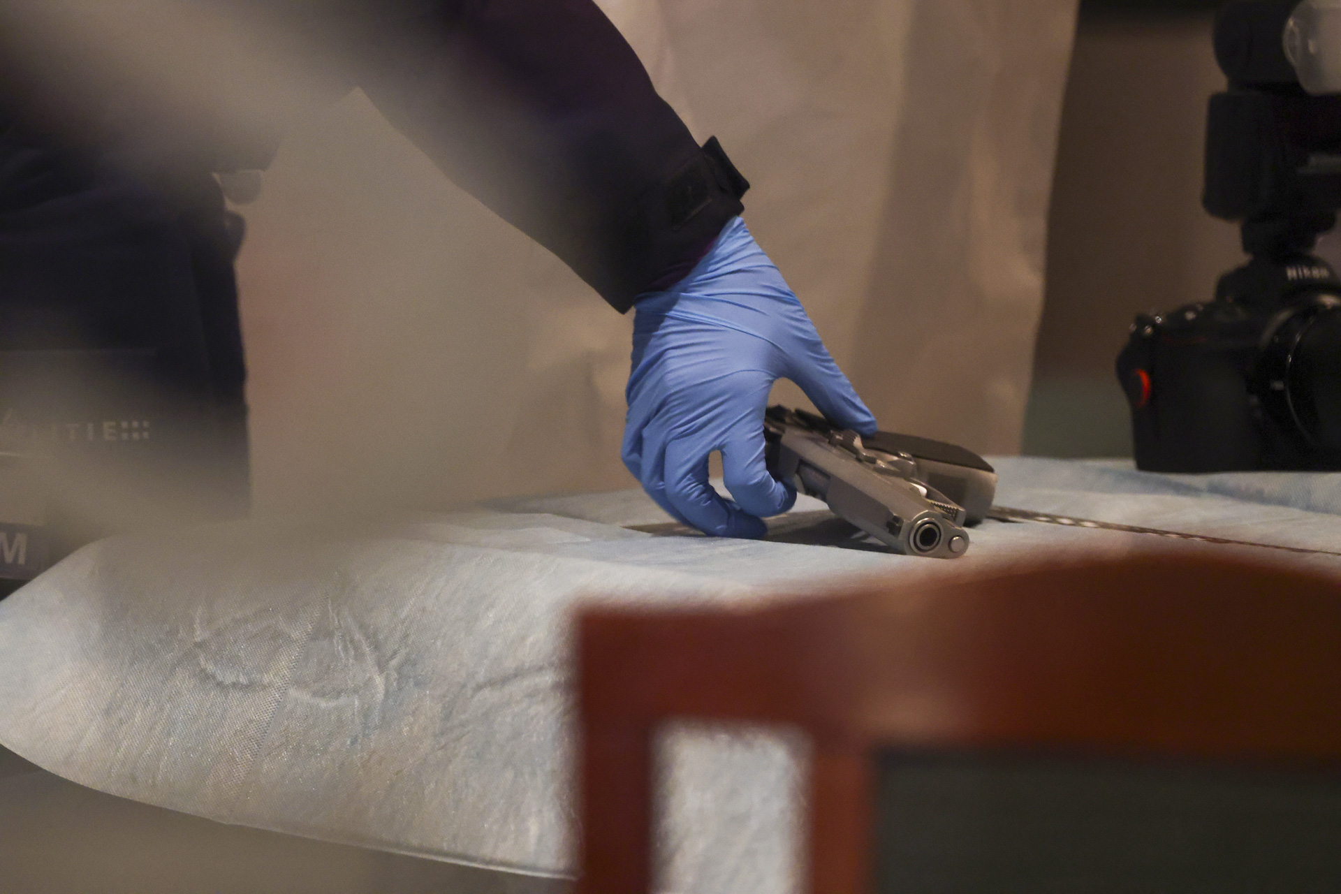 Politie vindt een pistool na vechtpartij in restaurant