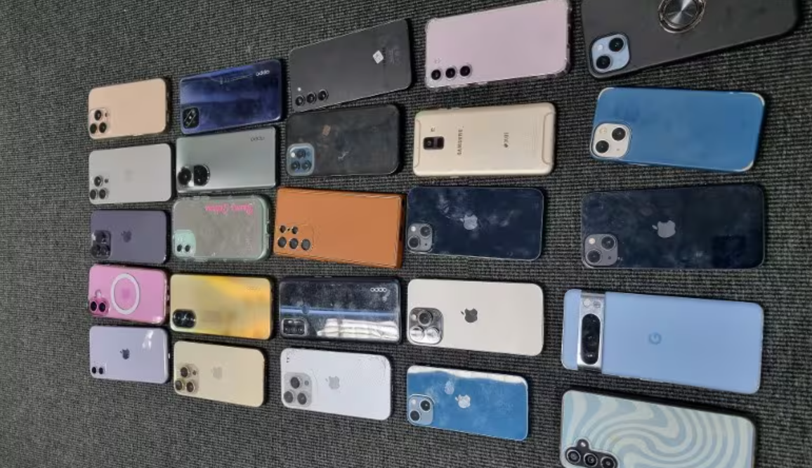 Verdachte aangehouden met 25 gestolen telefoons