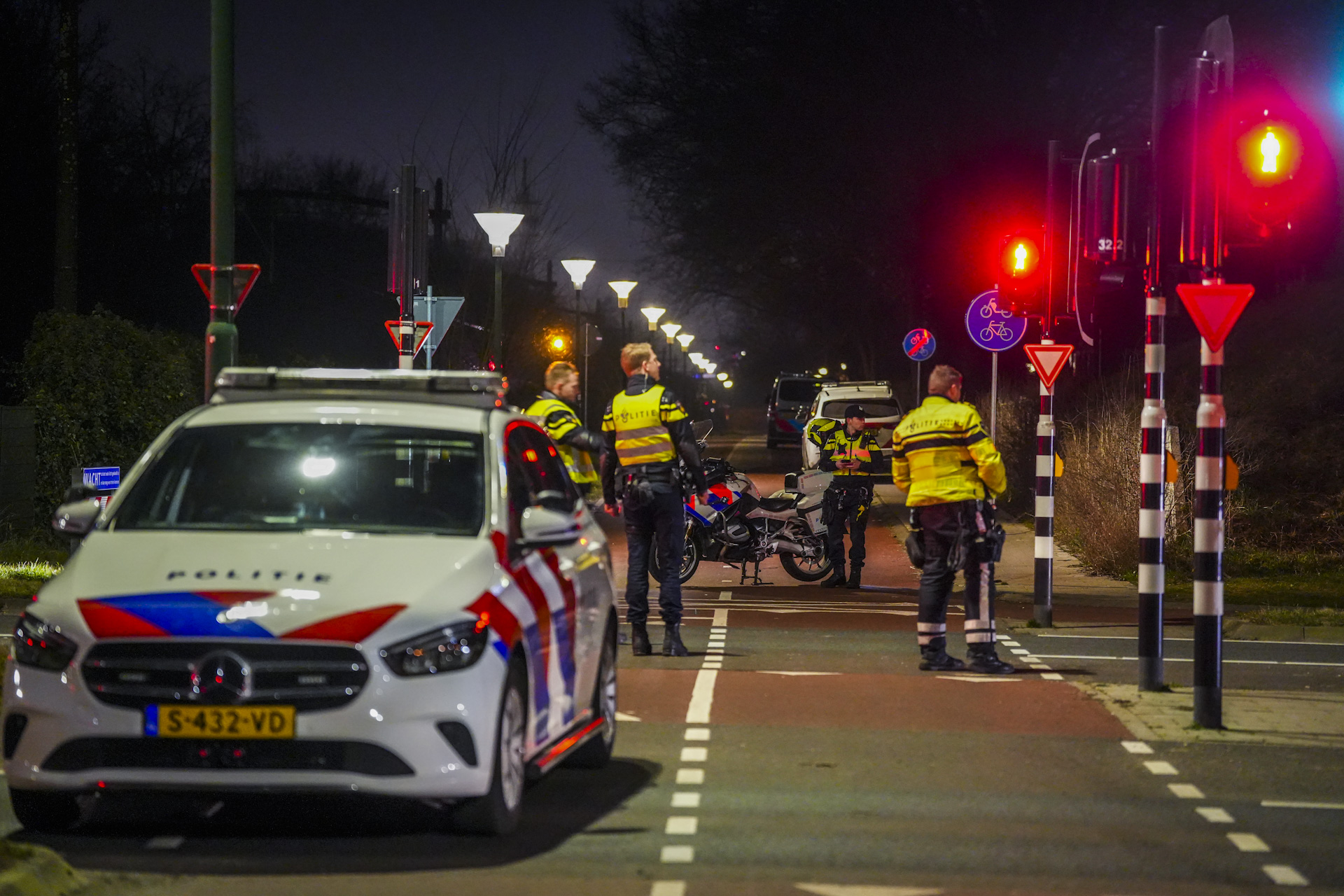 Lichaam gevonden bij spoor, geen treinverkeer vanwege politieonderzoek