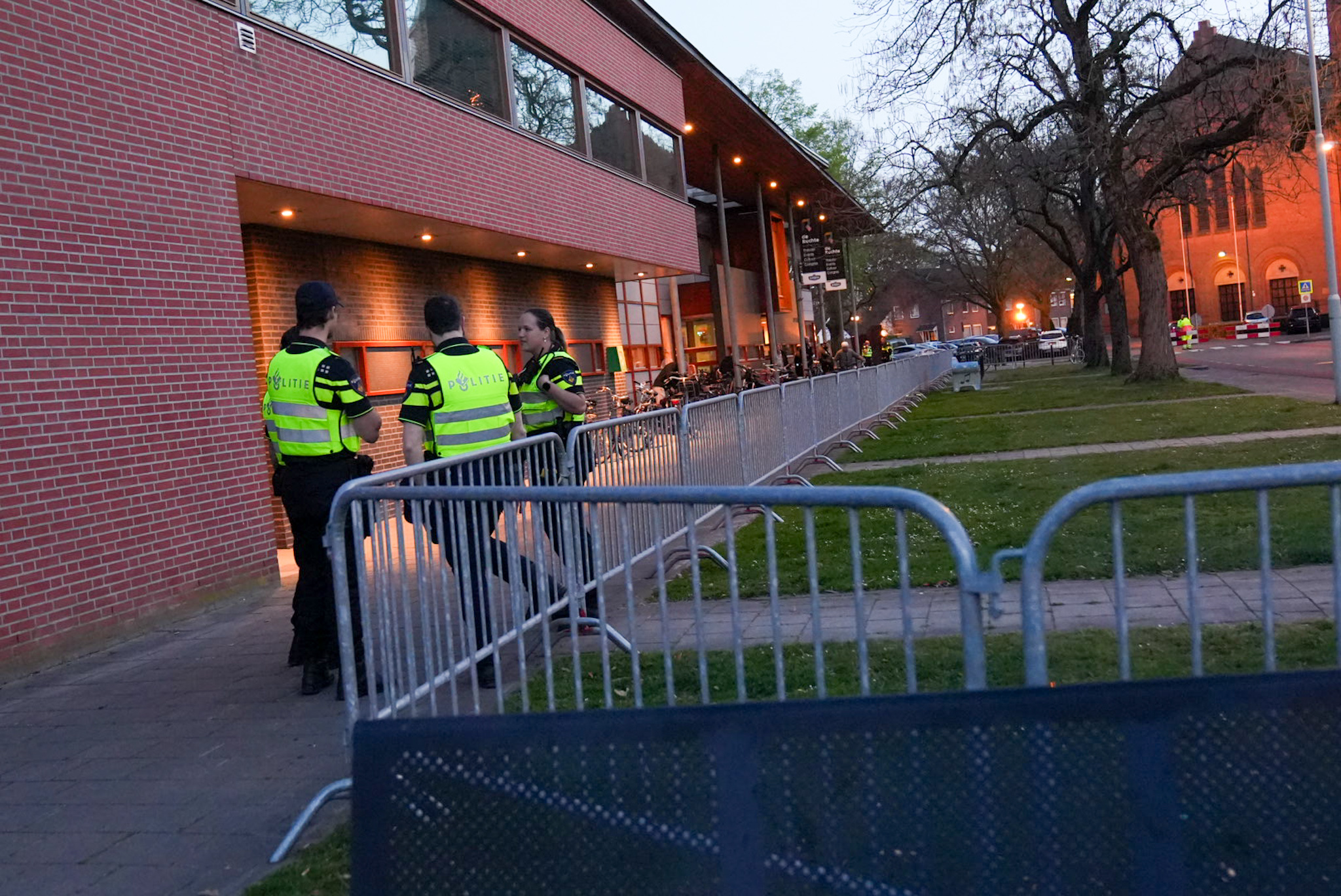 Informatieavond over asielzoekers verloopt rustig