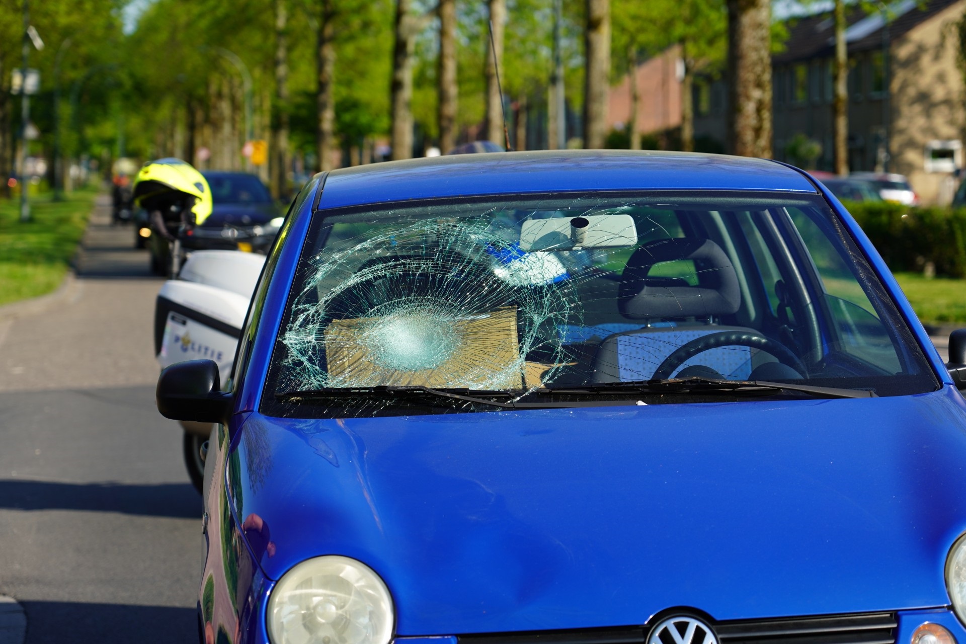Meisje gewond na aanrijding met auto