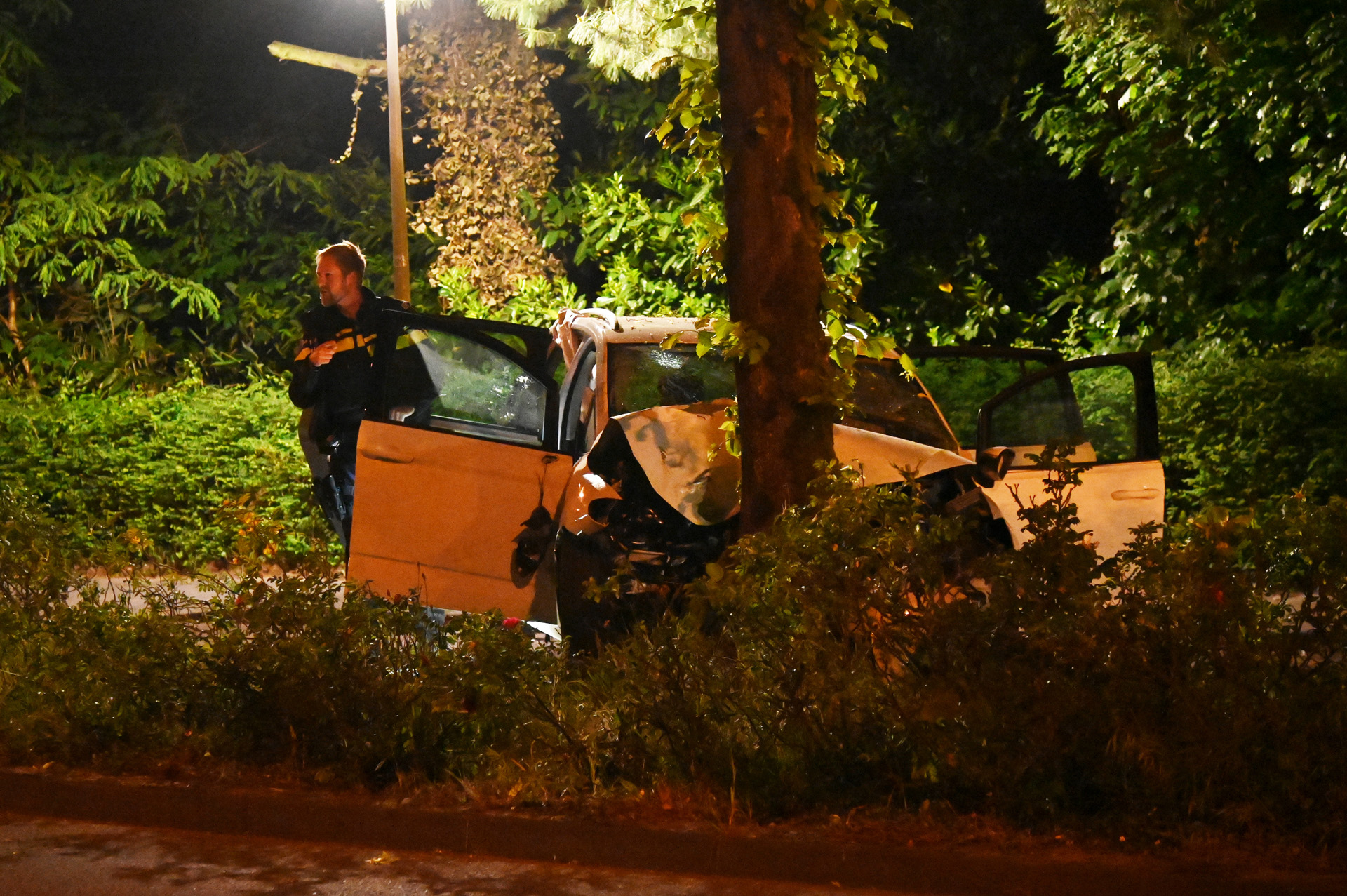 Vier gewonden bij ernstig ongeluk, bestuurder (18) heeft geen rijbewijs